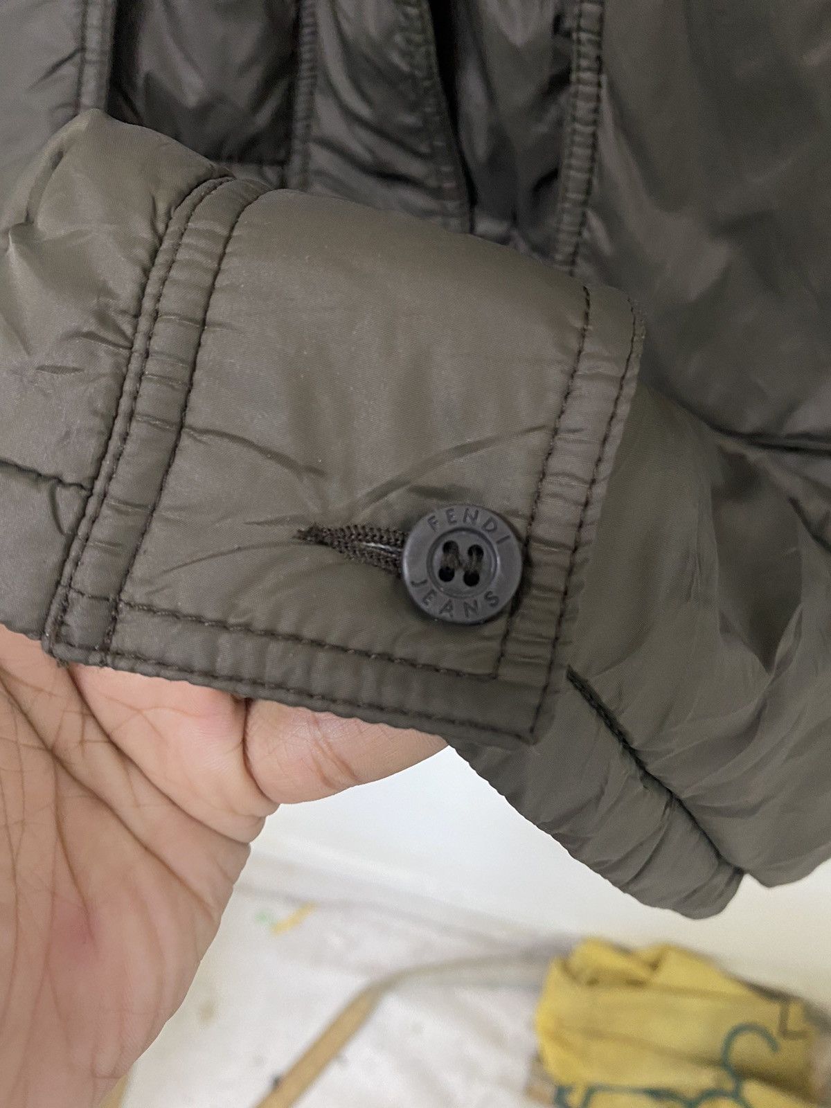 Fendi Fendi Roma Padded Jacket With Hoodie Logo Stripe Design Size S / US 4 / IT 40 - 6 Thumbnail