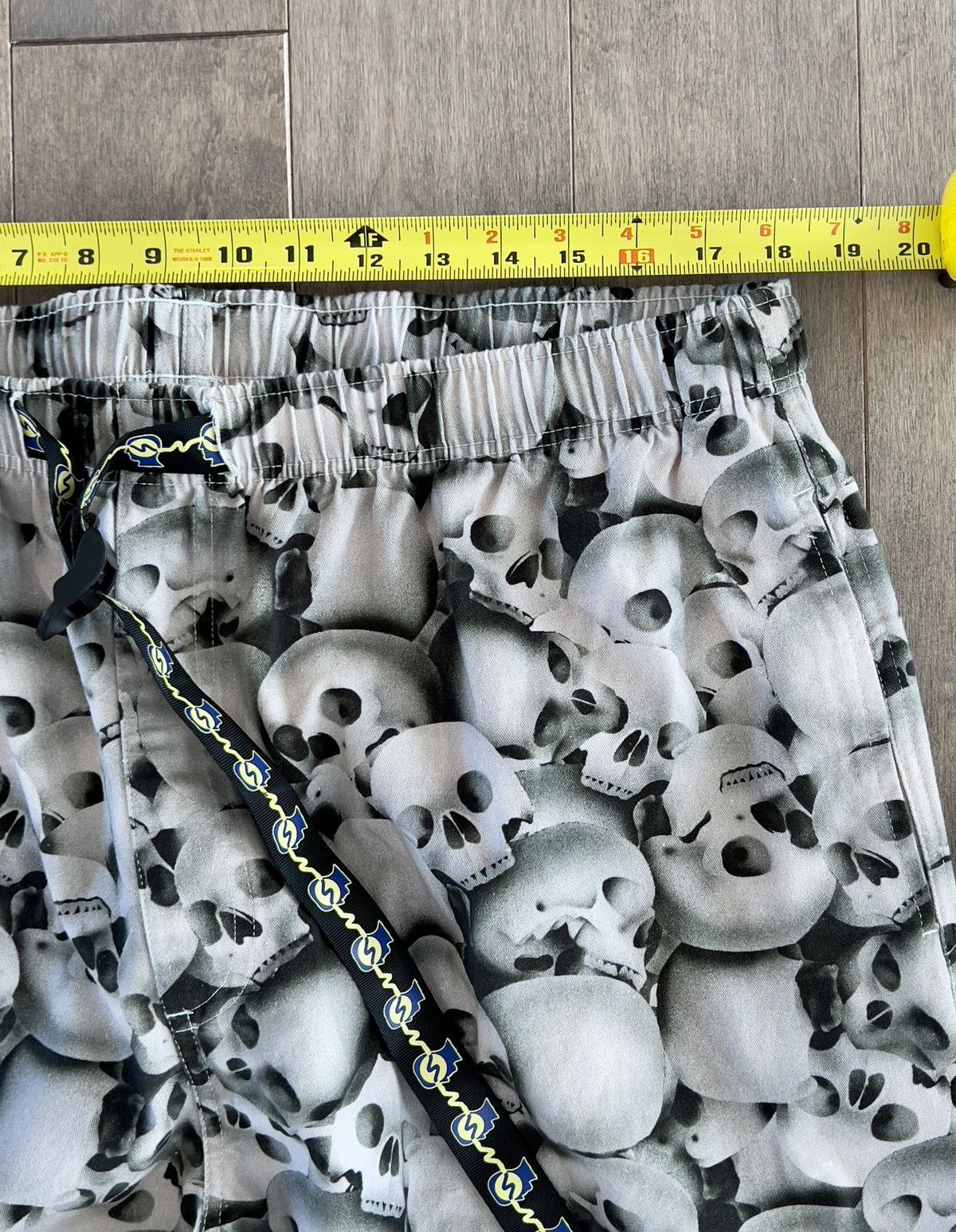 Brain Dead BRAIN DEAD SKULLS TWILL RELAXED NYLON BELTED PANTS XXL Size US 38 / EU 54 - 19 Thumbnail