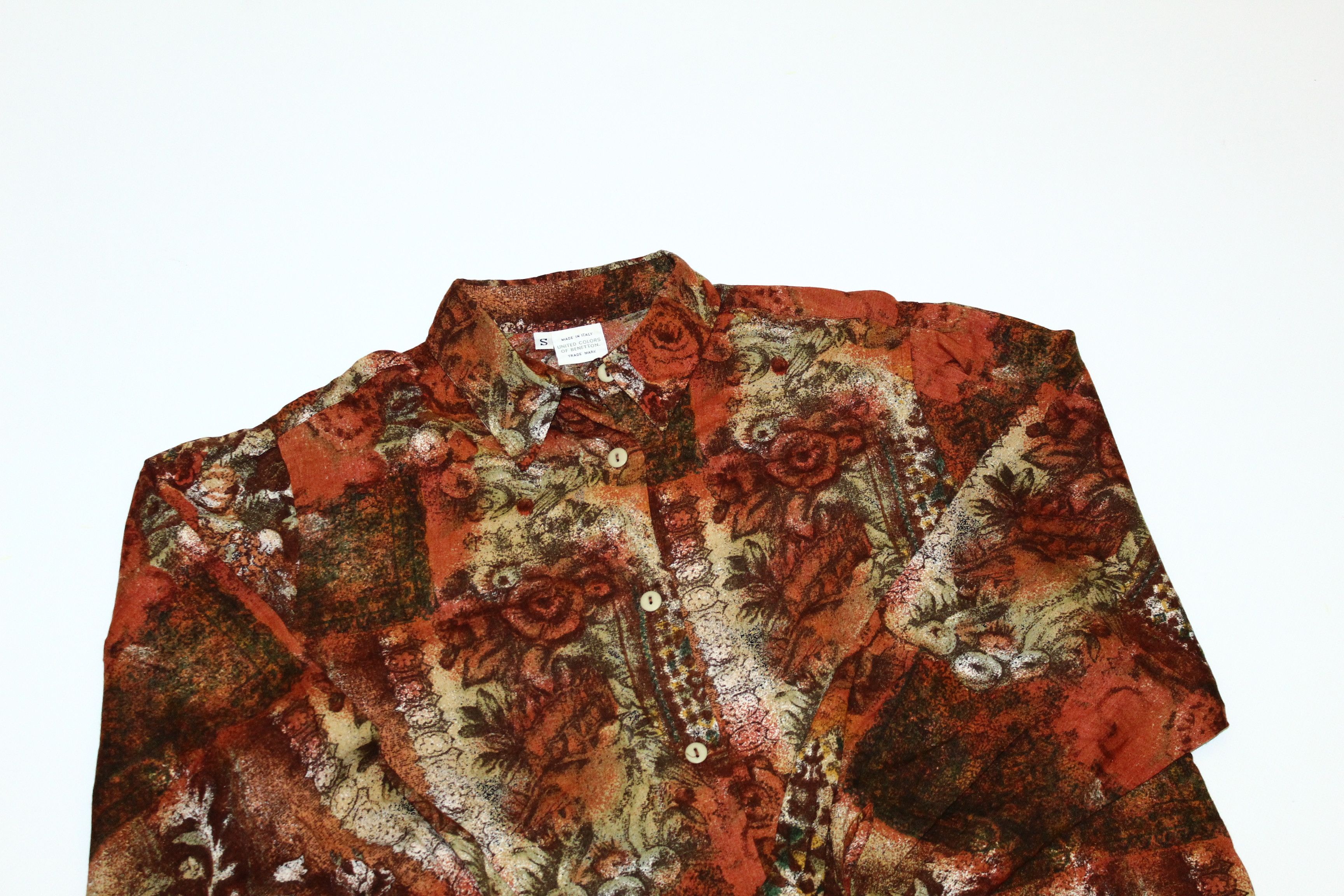 Benetton 💥 VTG 💥 Benetton Baroque Floral Abstract Art Coctail Shirt Size S / US 4 / IT 40 - 3 Thumbnail