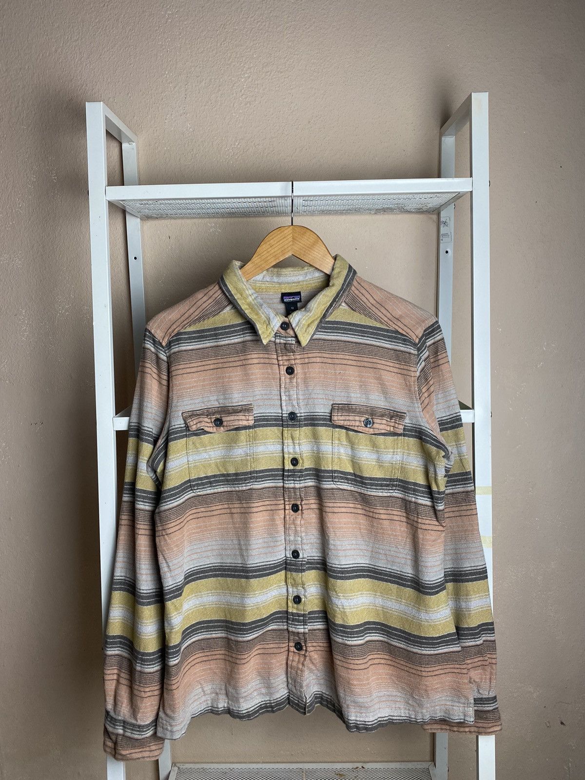 Flannel × Patagonia × Vintage Patagonia Striped Flannel Shirt Size S / US 4 / IT 40 - 1 Thumbnail