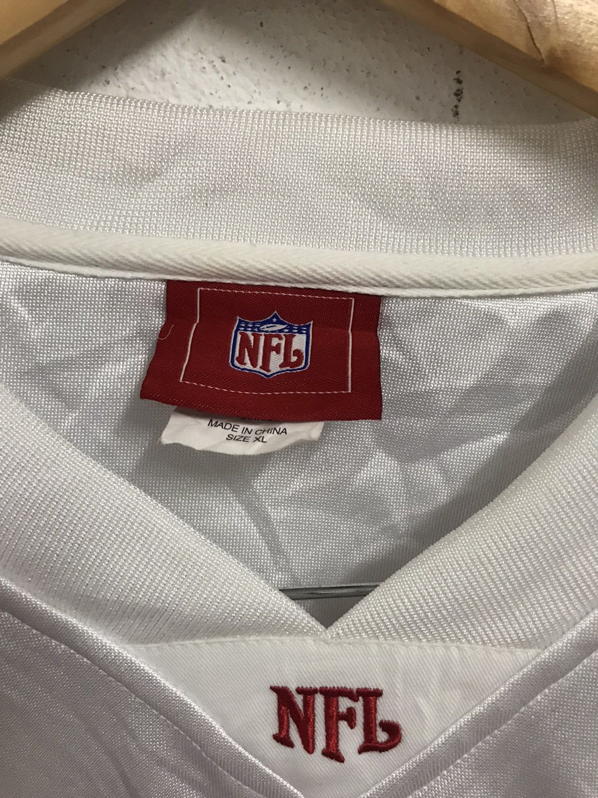 NFL ❗️NEED GONE TODAY❗️NFL Kansas City Chiefs Jersey Team❗️ Size US XL / EU 56 / 4 - 7 Thumbnail