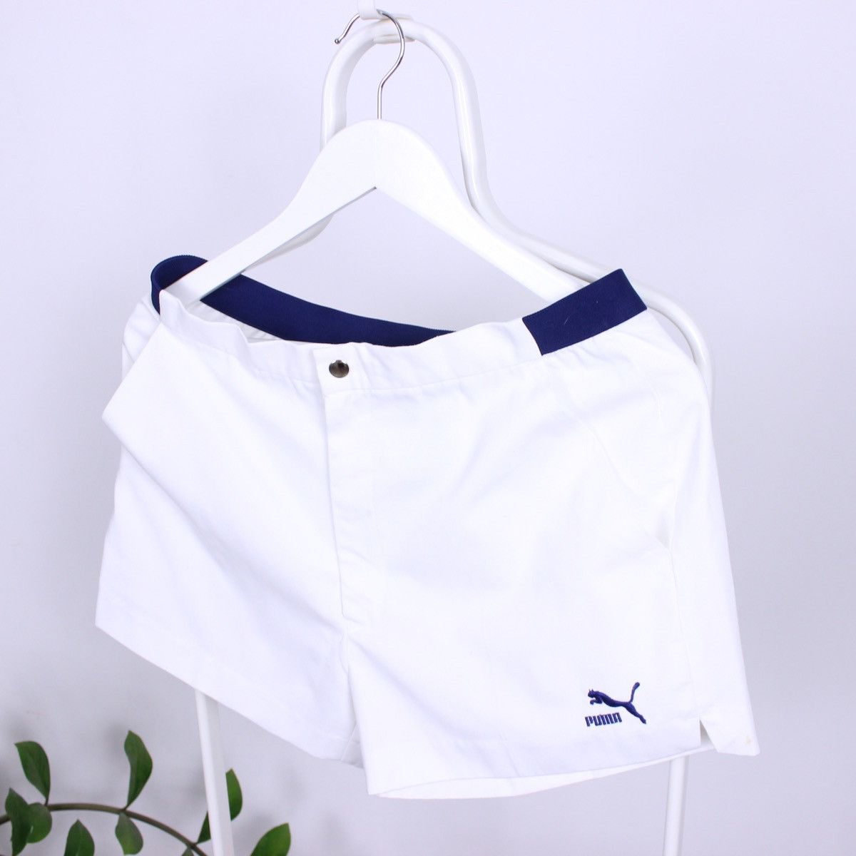 Puma Vintage Puma Shorts Size US 32 / EU 48 - 1 Thumbnail