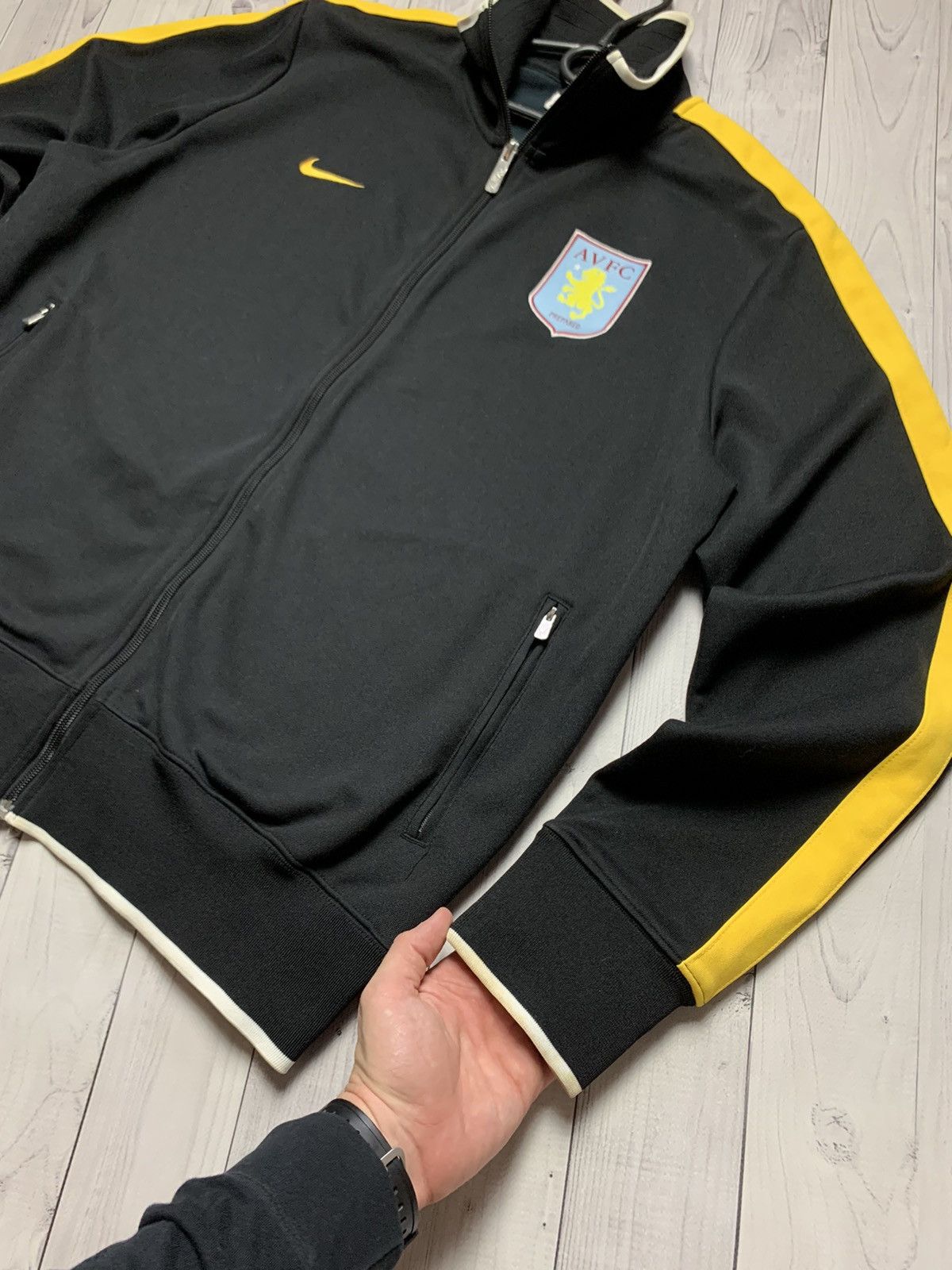 Nike × Vintage Aston villa Soccer Track jacket Nike size L/XL Size US L / EU 52-54 / 3 - 4 Thumbnail