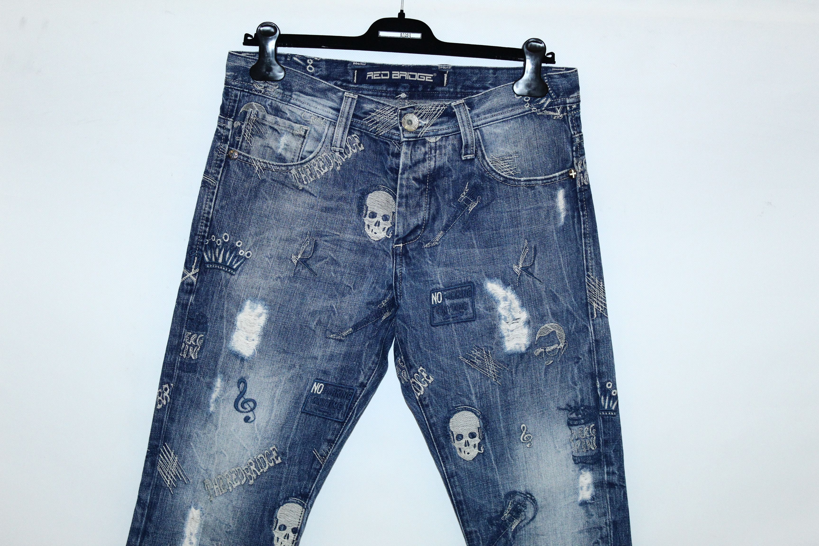 Beauty Beast STEALS 🔥 Red Bridge Multilogo Embroidery Faded Punk Jeans Size US 32 / EU 48 - 3 Thumbnail