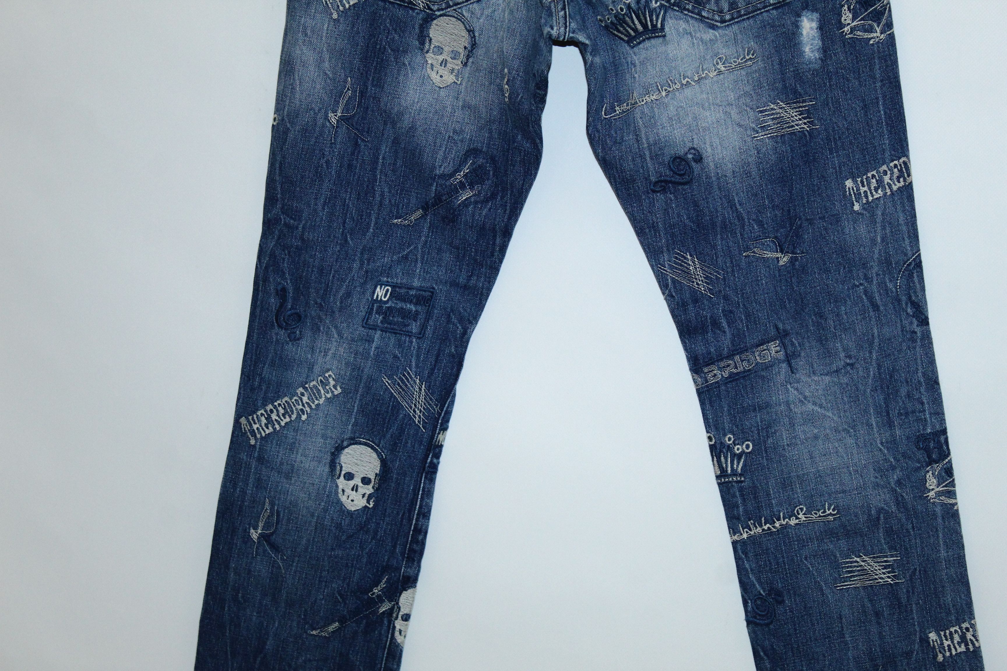 Beauty Beast STEALS 🔥 Red Bridge Multilogo Embroidery Faded Punk Jeans Size US 32 / EU 48 - 7 Thumbnail