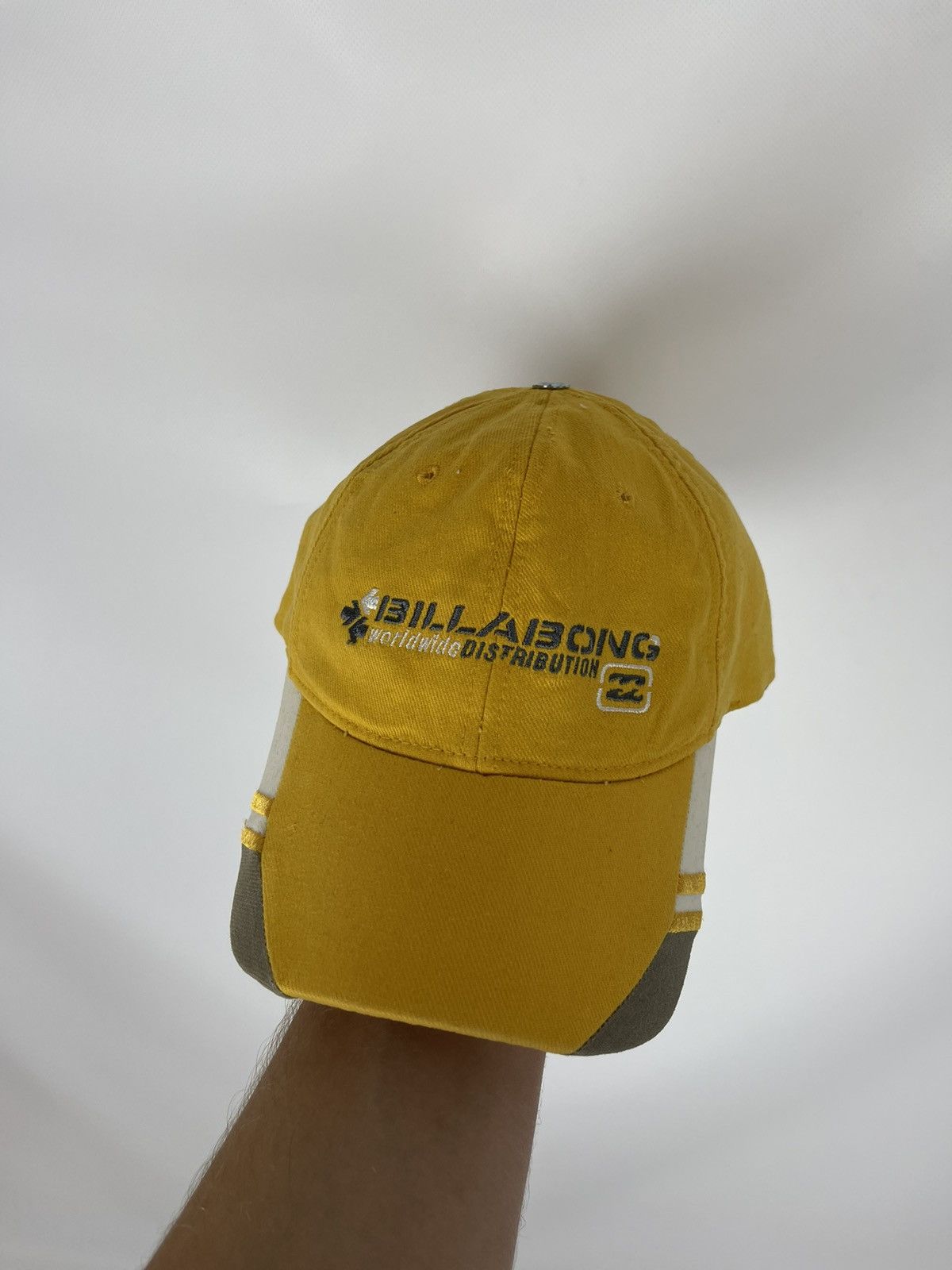 Billabong Billabong worldwide distribution vintage big logo flexfit Size ONE SIZE - 1 Thumbnail