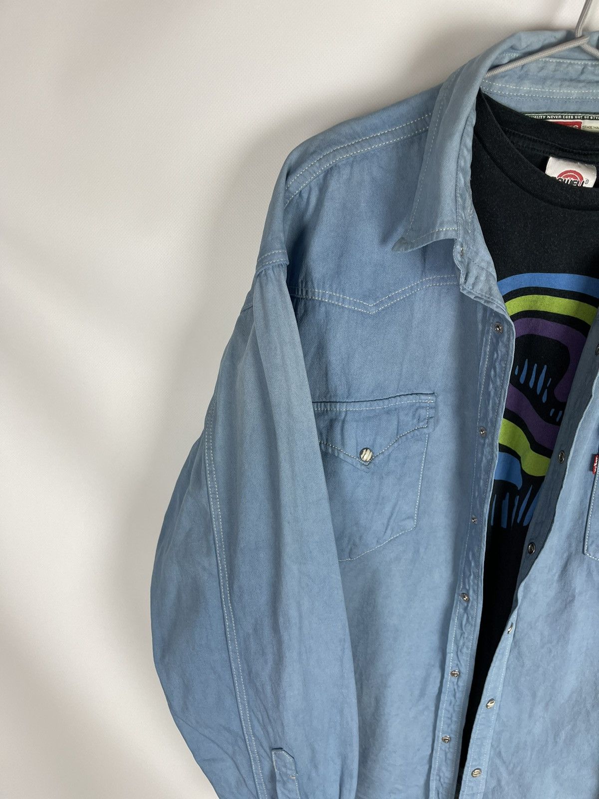 Levi's Levi’s vintage 90s blue denim distressed oversized ls shirt Size US XL / EU 56 / 4 - 7 Thumbnail