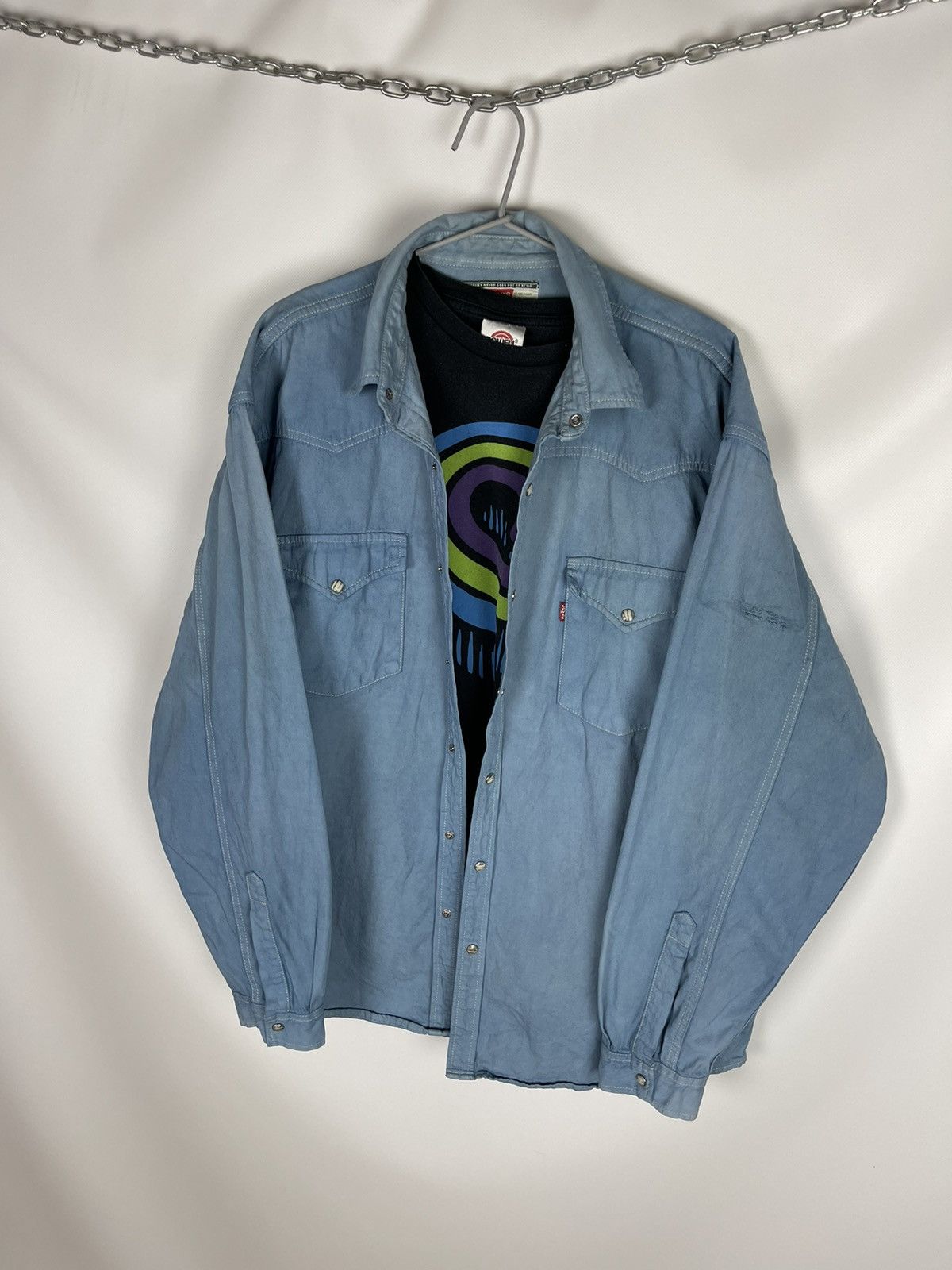 Levi's Levi’s vintage 90s blue denim distressed oversized ls shirt Size US XL / EU 56 / 4 - 3 Thumbnail