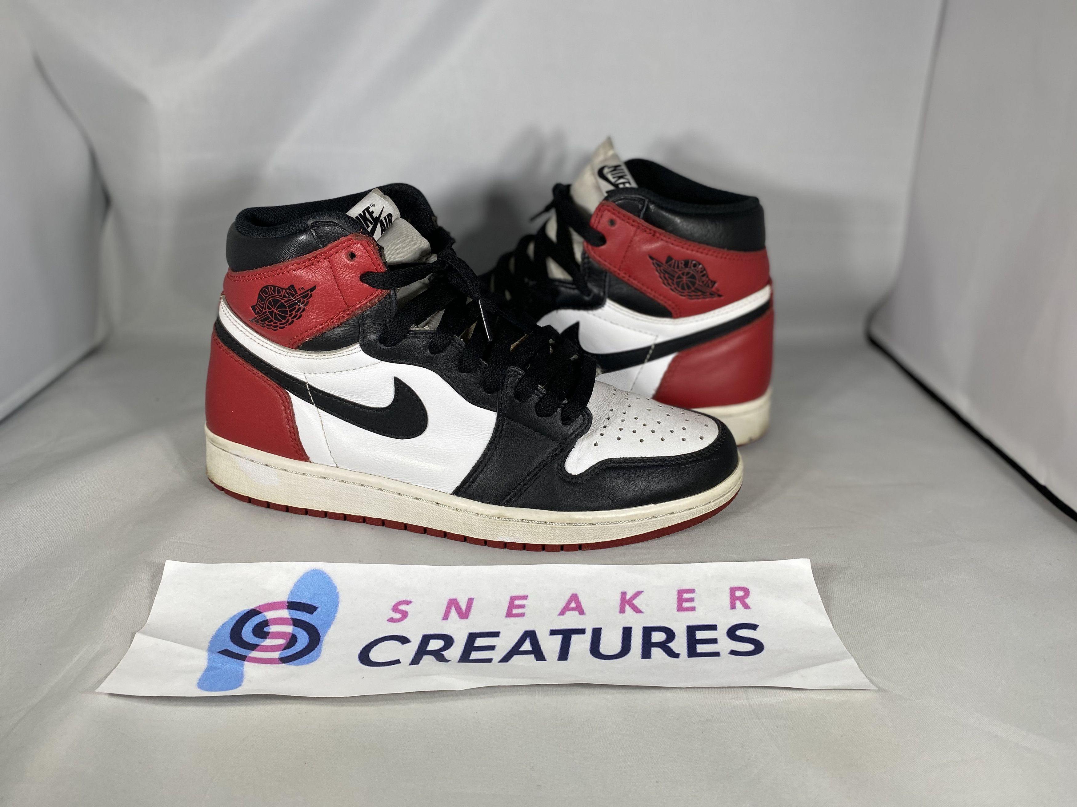 Air Jordan 1 Retro High OG Black Toe Hi Top Sneakers