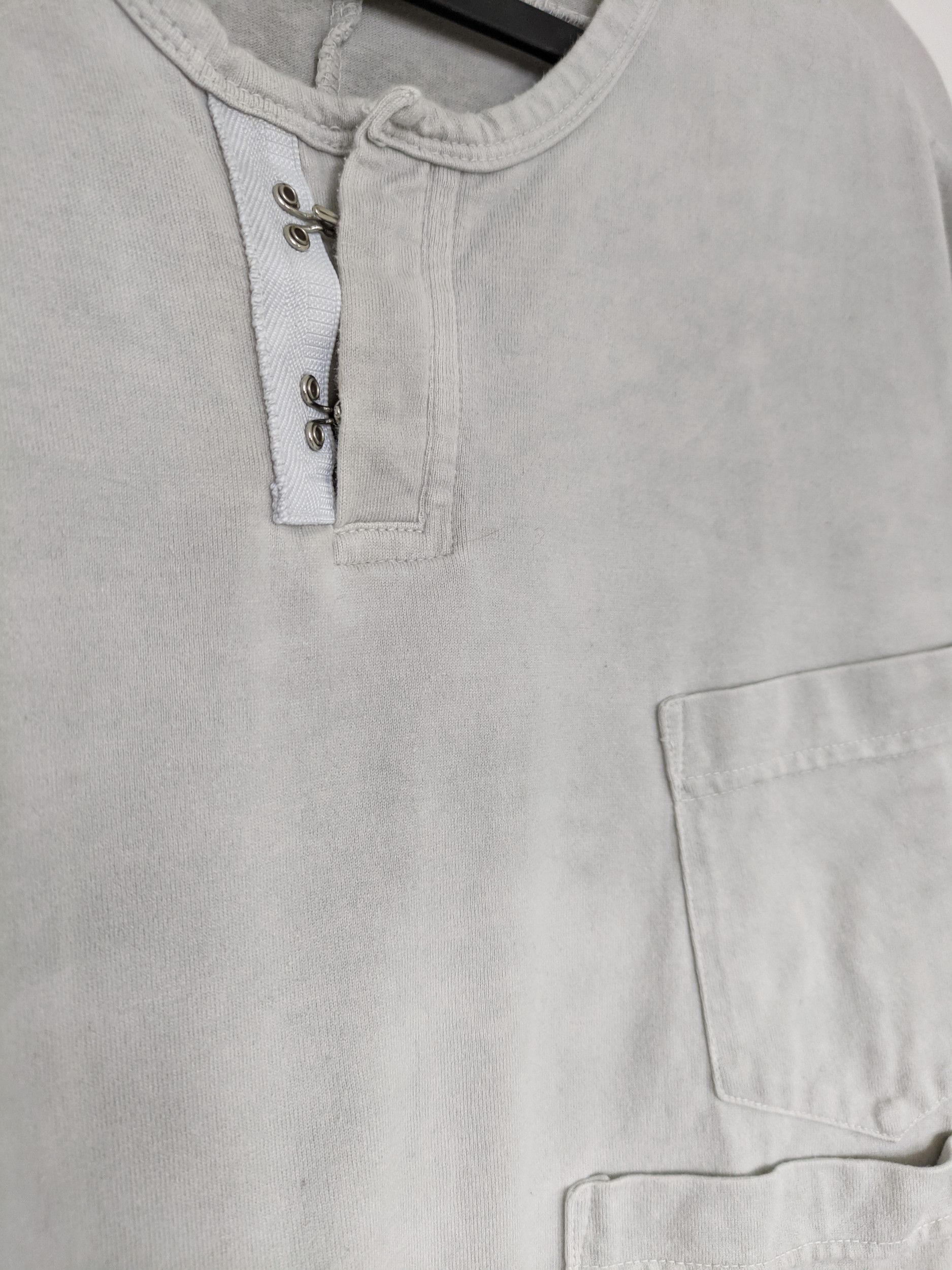 The Viridi-anne FW17 Long Multi-Pocket Henley (VI-2799-01, sz 3 fits 38) Size US M / EU 48-50 / 2 - 5 Thumbnail