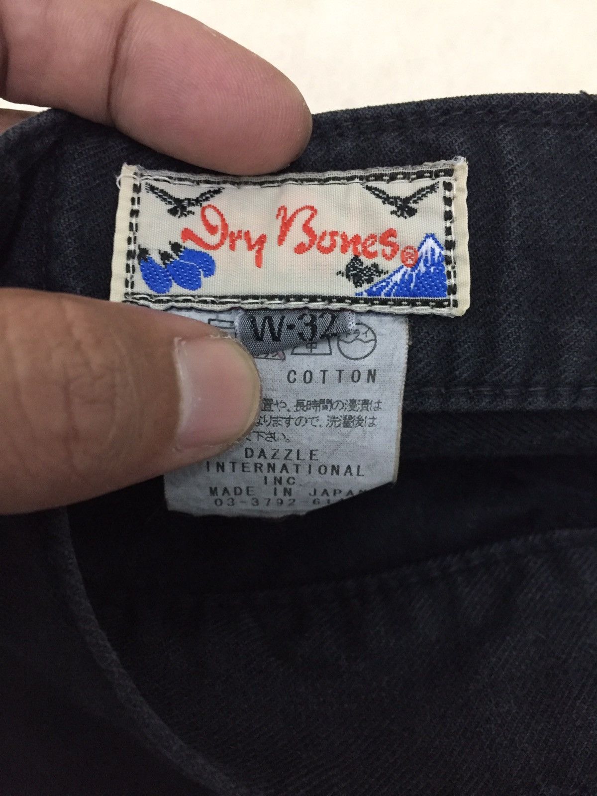 Dry Bones Vintage Dry Bones Fade Black Denim Size US 33 - 12 Thumbnail