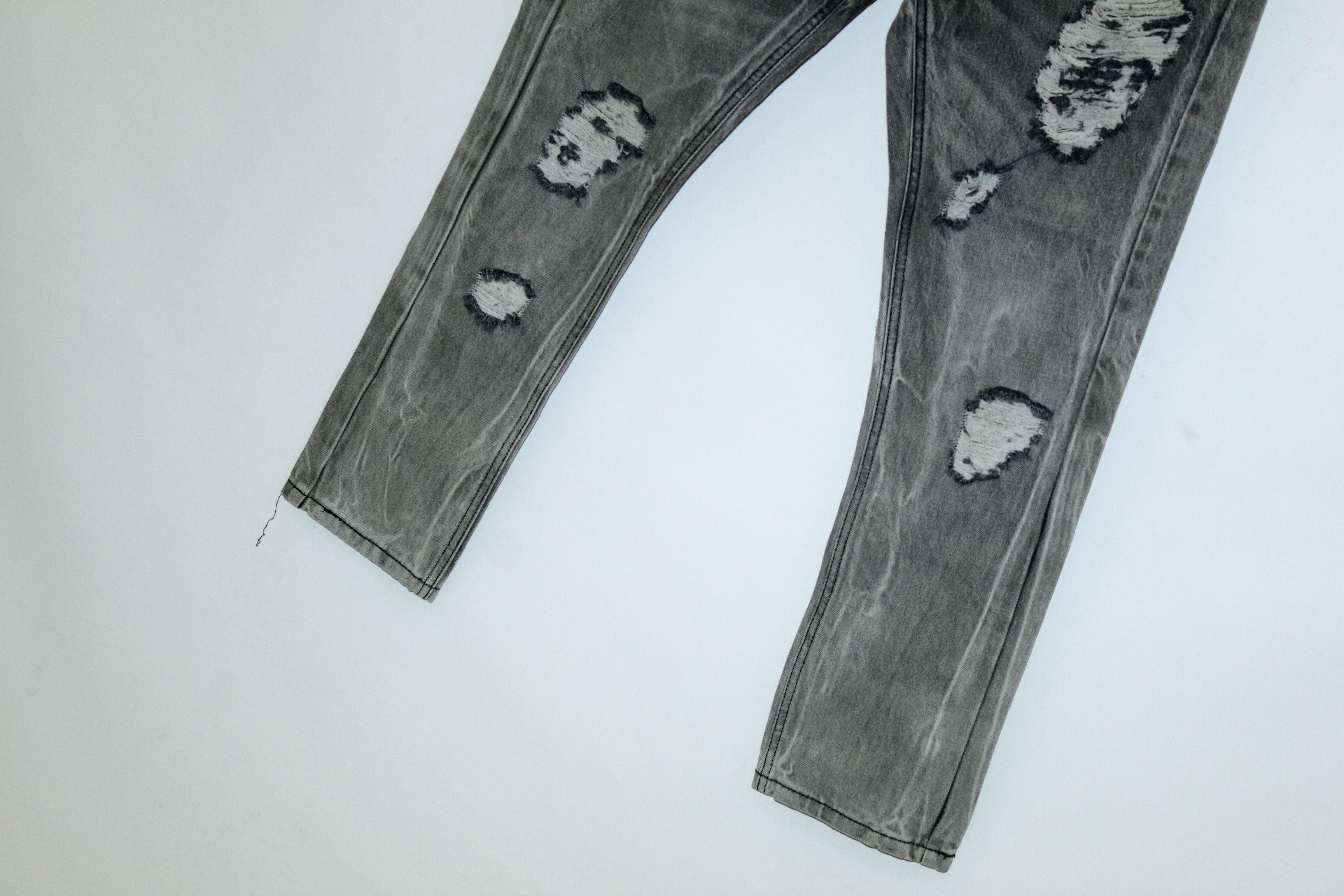MNML MNML Distress Gradient Fading Wash Denim Tapered Jeans Size US 30 / EU 46 - 4 Thumbnail