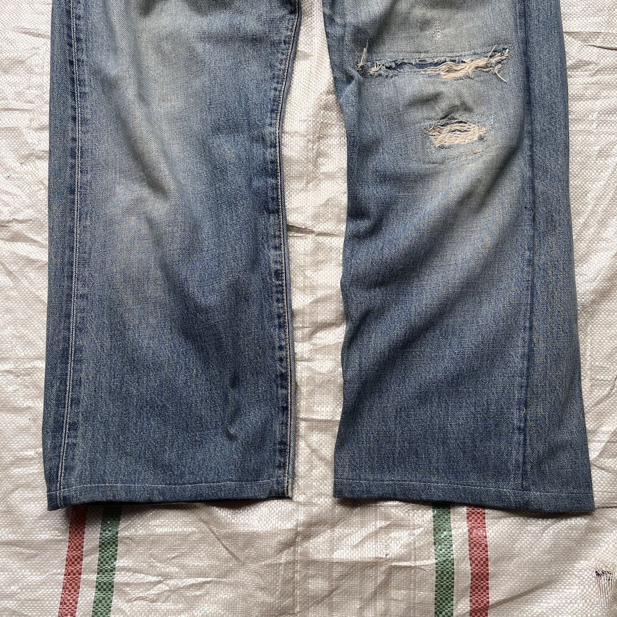 Edwin Distressed Vintage Edwin 505 Denim Redline Selvedge Jeans Size US 32 / EU 48 - 14 Thumbnail