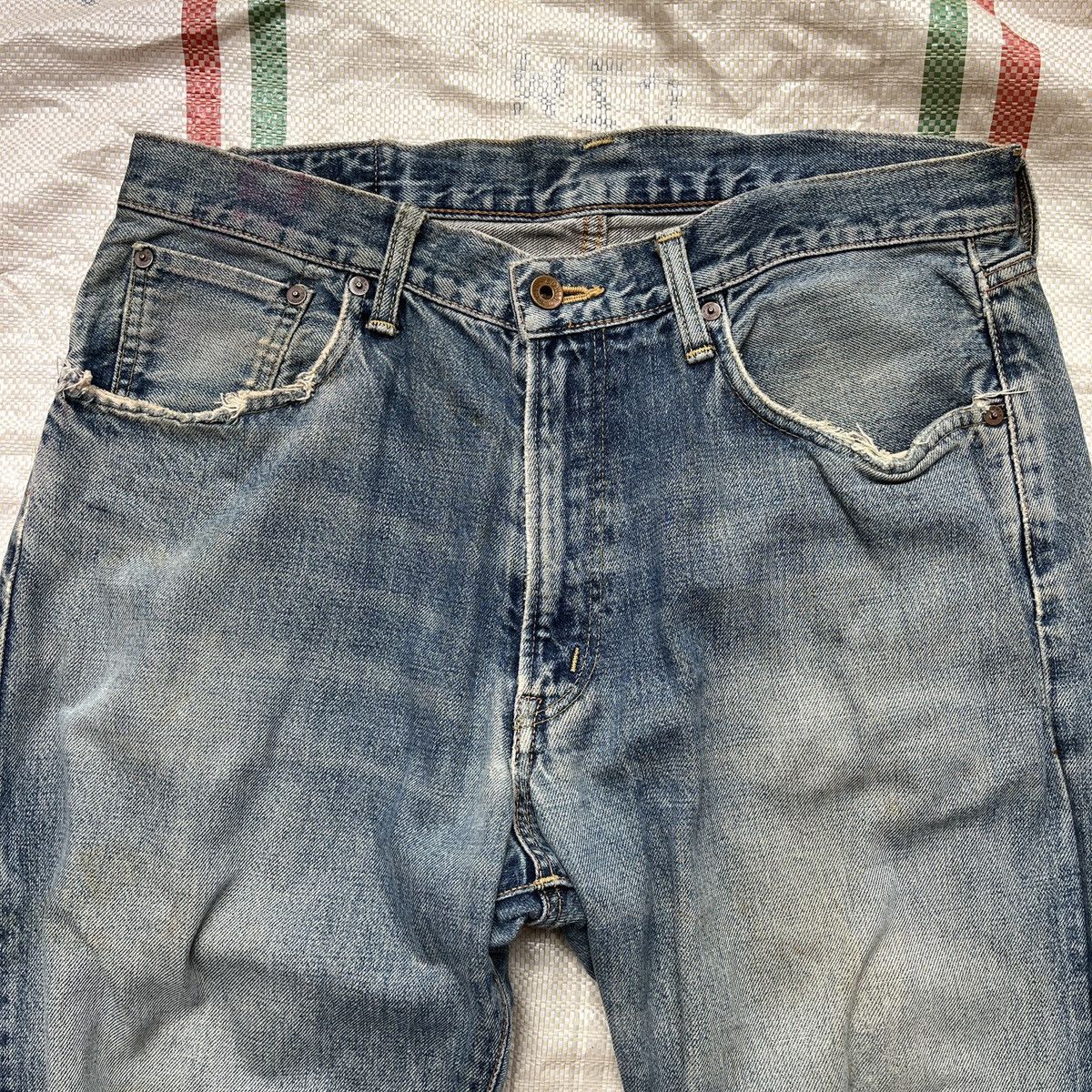Edwin Distressed Vintage Edwin 505 Denim Redline Selvedge Jeans Size US 32 / EU 48 - 6 Thumbnail