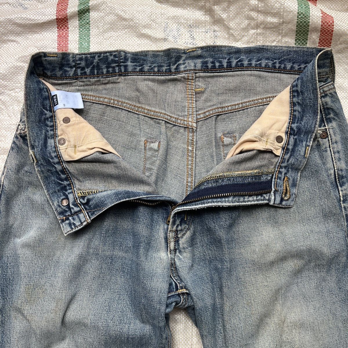 Edwin Distressed Vintage Edwin 505 Denim Redline Selvedge Jeans Size US 32 / EU 48 - 11 Thumbnail