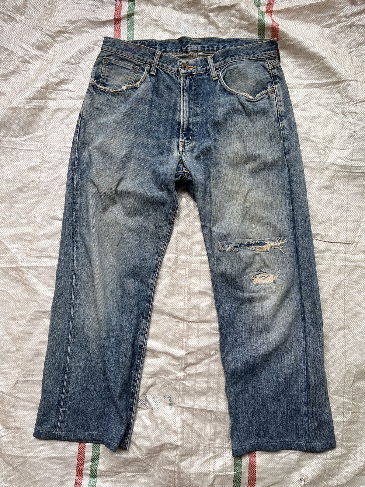 Edwin Distressed Vintage Edwin 505 Denim Redline Selvedge Jeans Size US 32 / EU 48 - 19 Thumbnail
