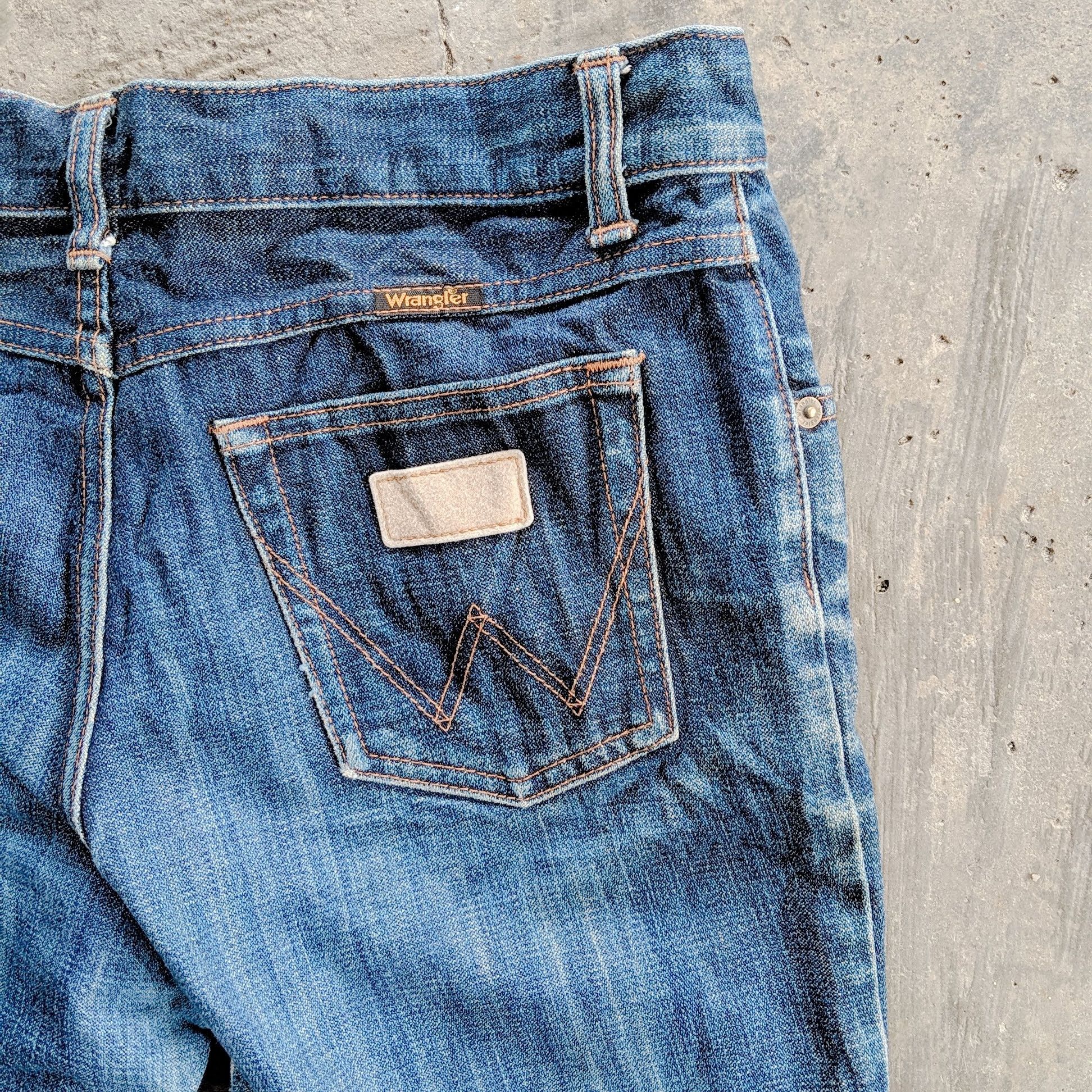 Japanese Brand Vtg Japanese Boot Cut Faded Jean Trousers Denim Pants Size US 30 / EU 46 - 11 Thumbnail
