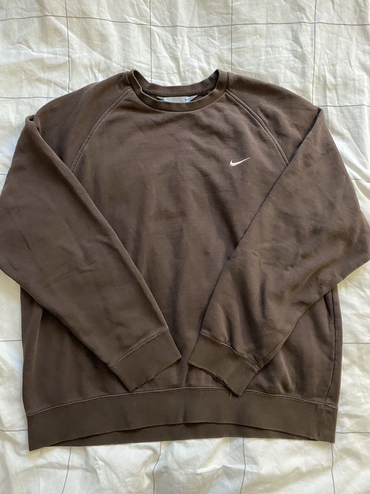 Nike Vintage Brown Nike Single Swoosh Crewneck | Grailed