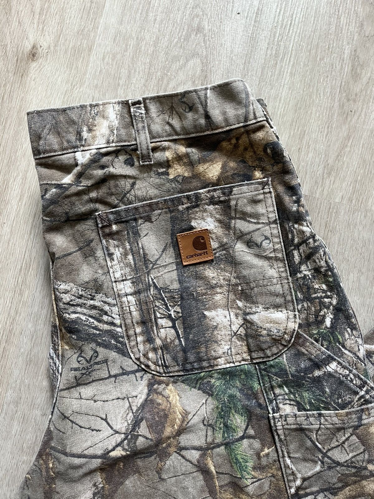 Carhartt Vintage Carharrt Camo Dungaree Pants Size US 34 / EU 50 - 16 Thumbnail