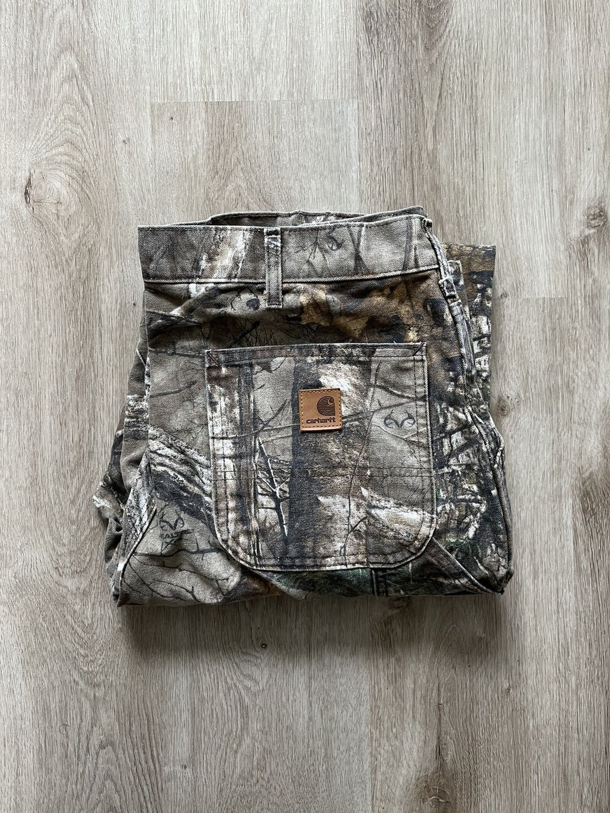 Carhartt Vintage Carharrt Camo Dungaree Pants Size US 34 / EU 50 - 2 Thumbnail