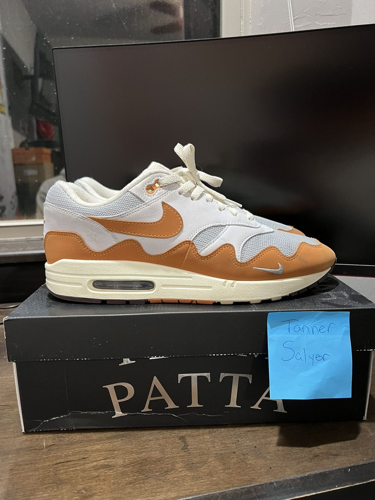 Nike × Patta Nike Air Max 1 Patta Monarch Size US 12 / EU 45 - 3 Thumbnail