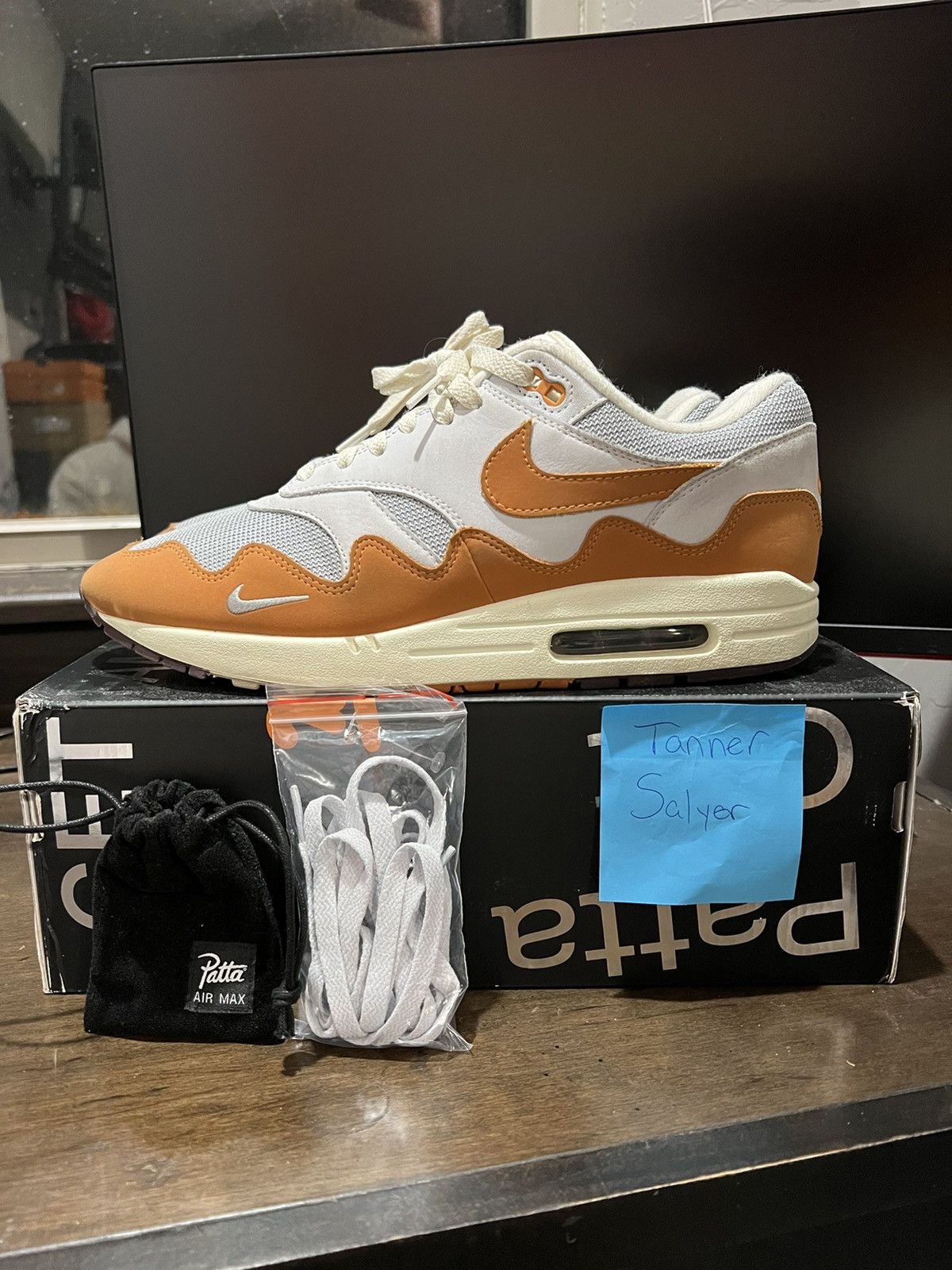 Nike × Patta Nike Air Max 1 Patta Monarch Size US 12 / EU 45 - 1 Thumbnail