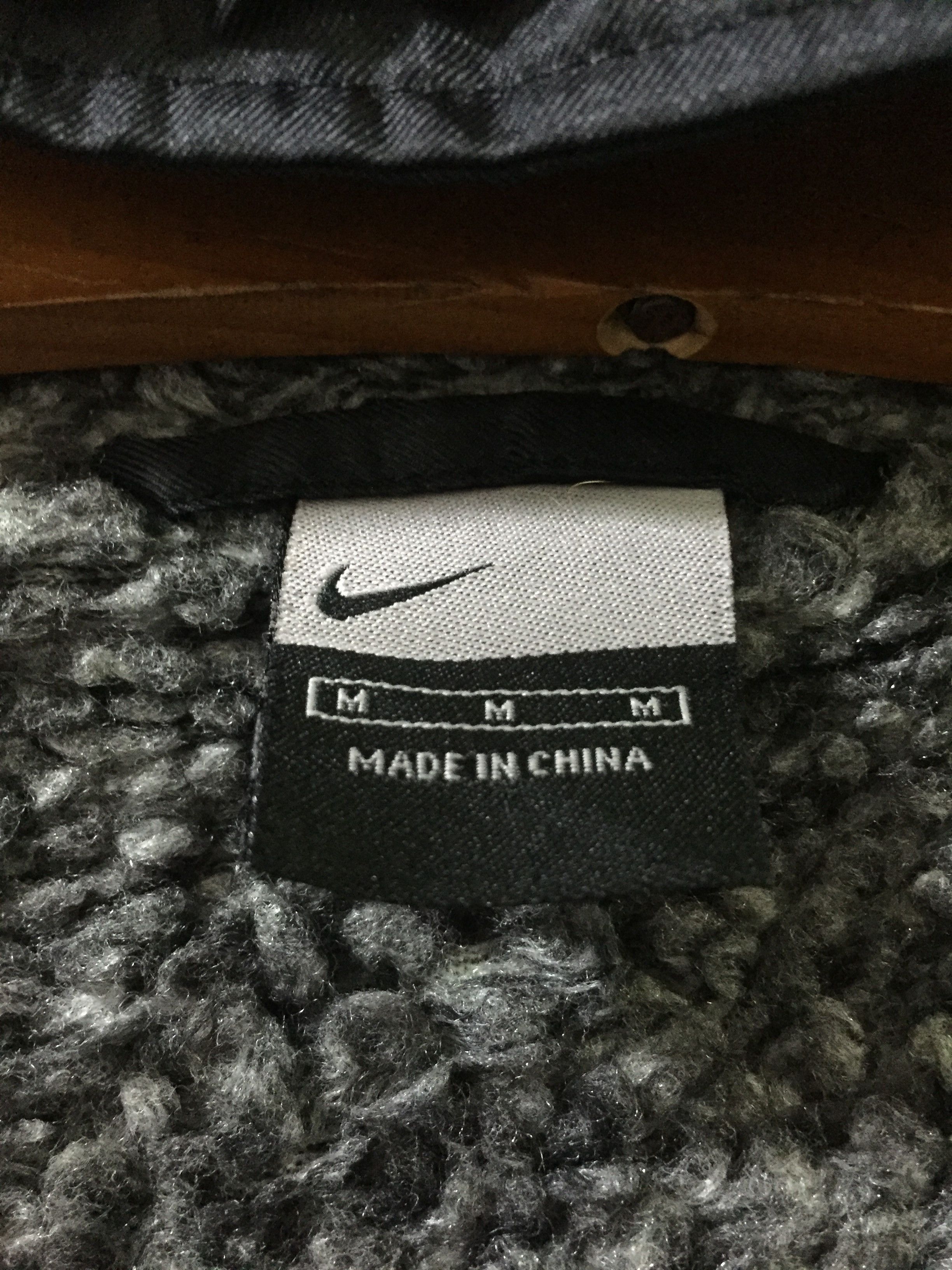 Nike Vintage Big Logo Nike Jacket Size US XL / EU 56 / 4 - 6 Thumbnail