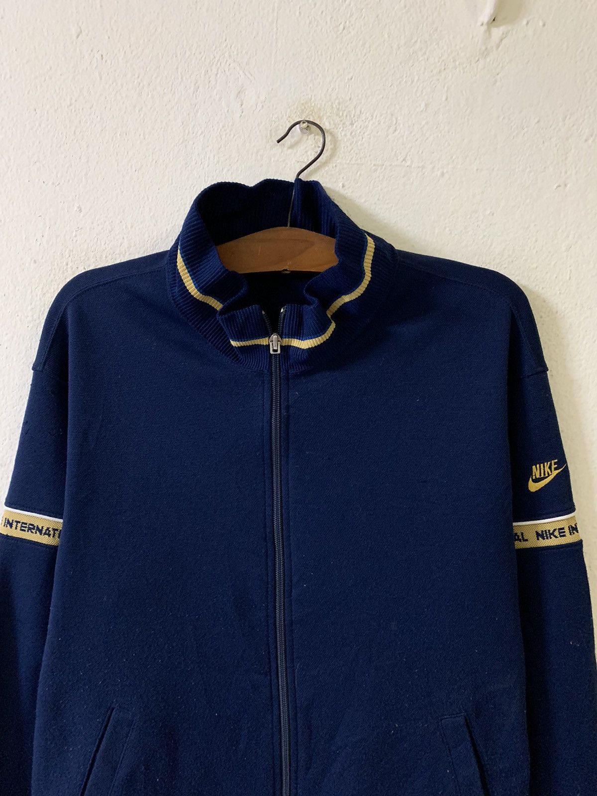 Nike Vintage 90s Nike International Jacket & Pants Size US M / EU 48-50 / 2 - 4 Thumbnail
