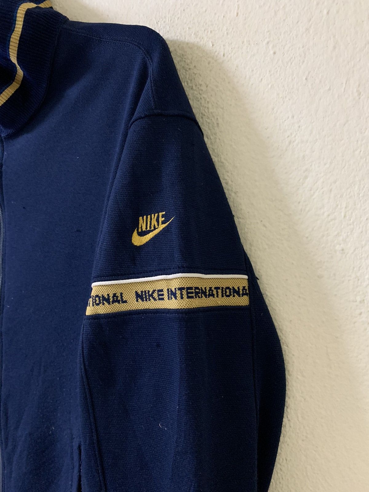 Nike Vintage 90s Nike International Jacket & Pants Size US M / EU 48-50 / 2 - 5 Thumbnail