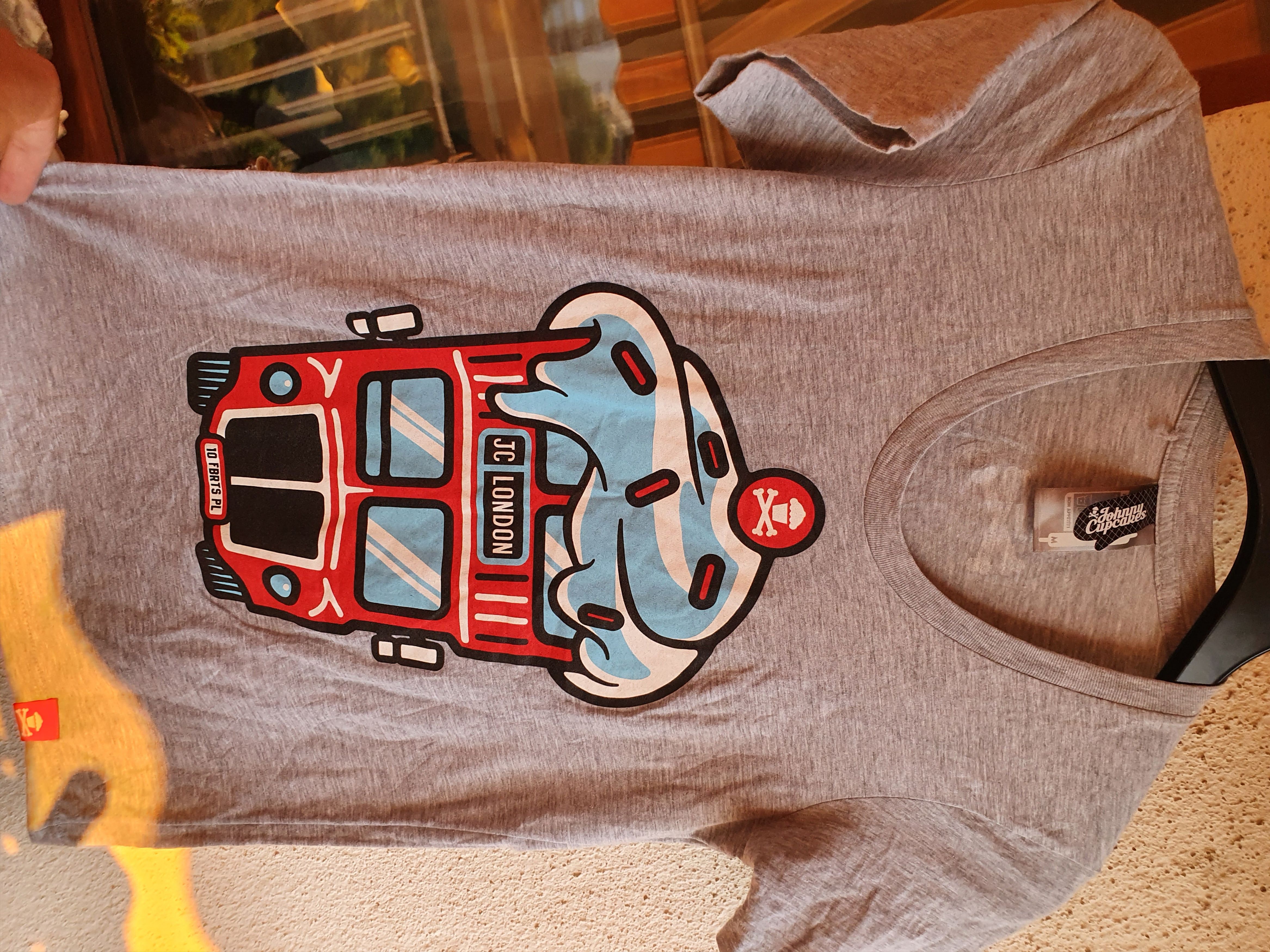 Johnny Cupcakes Johnny Cupcakes JC London Women's t-shirt,sz M Size M / US 6-8 / IT 42-44 - 1 Thumbnail