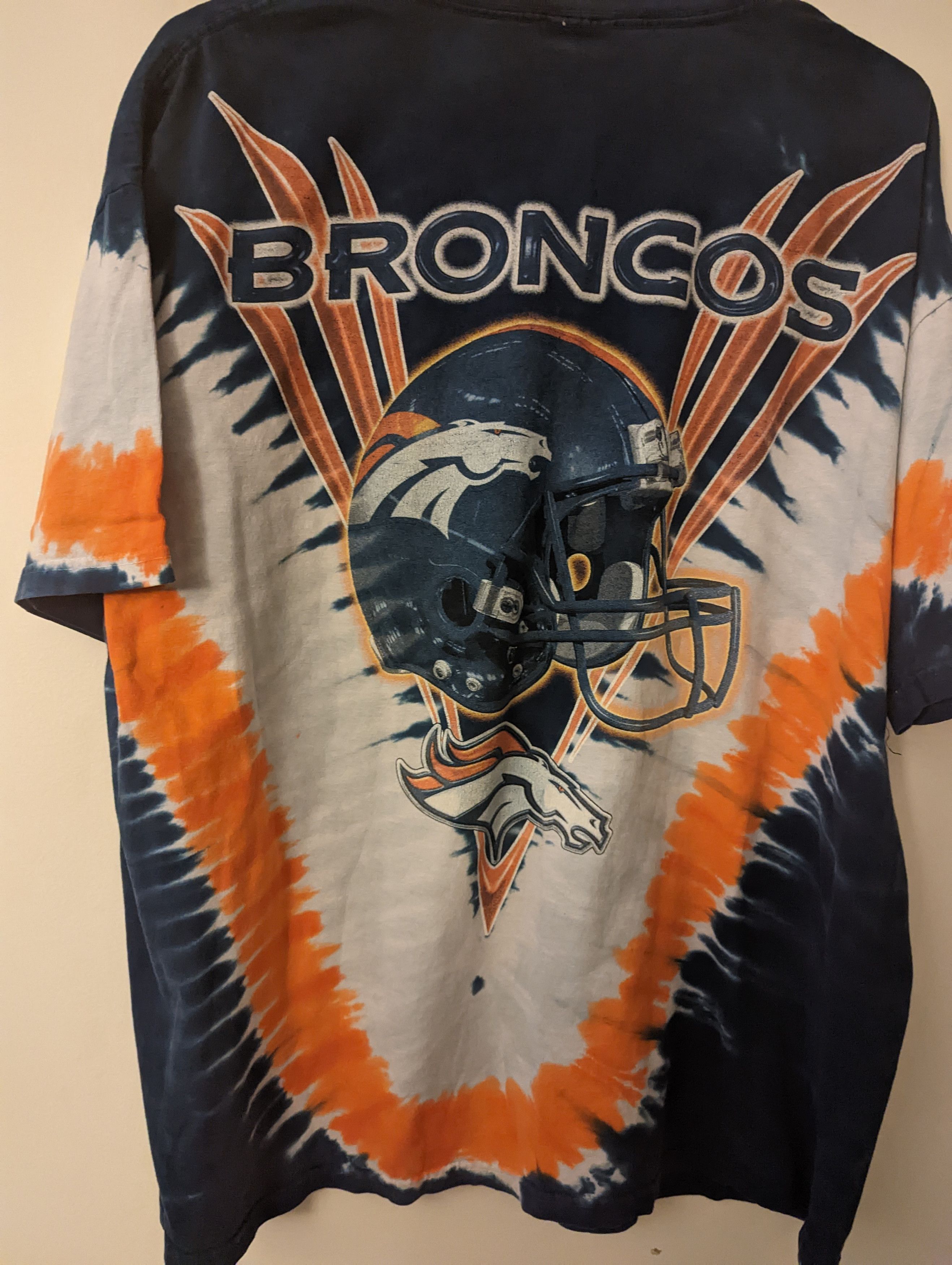 NFL Denver Broncos Tie-Dye Double Sided T-Shirt Big Helmet Print Size US XL / EU 56 / 4 - 1 Thumbnail