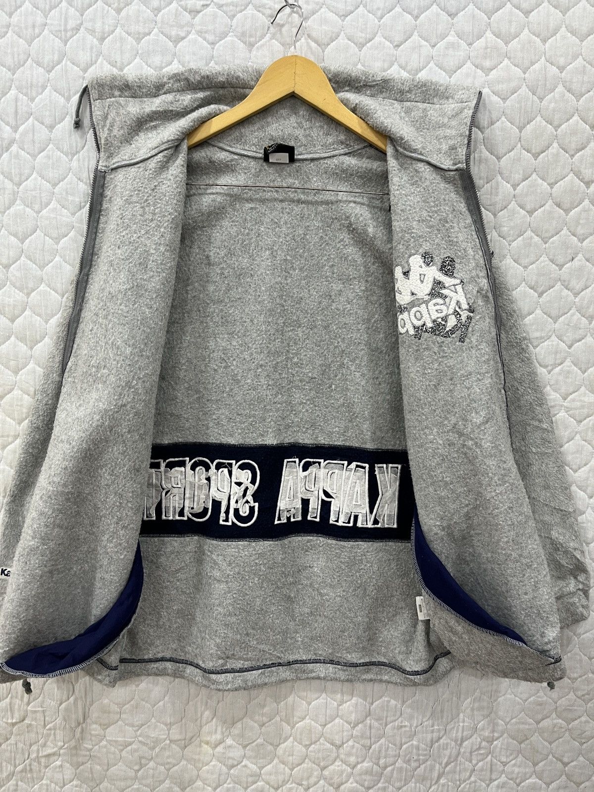 Kappa × Vintage (Qq). KAPPA VINTAGE SWEATER Size US L / EU 52-54 / 3 - 4 Thumbnail