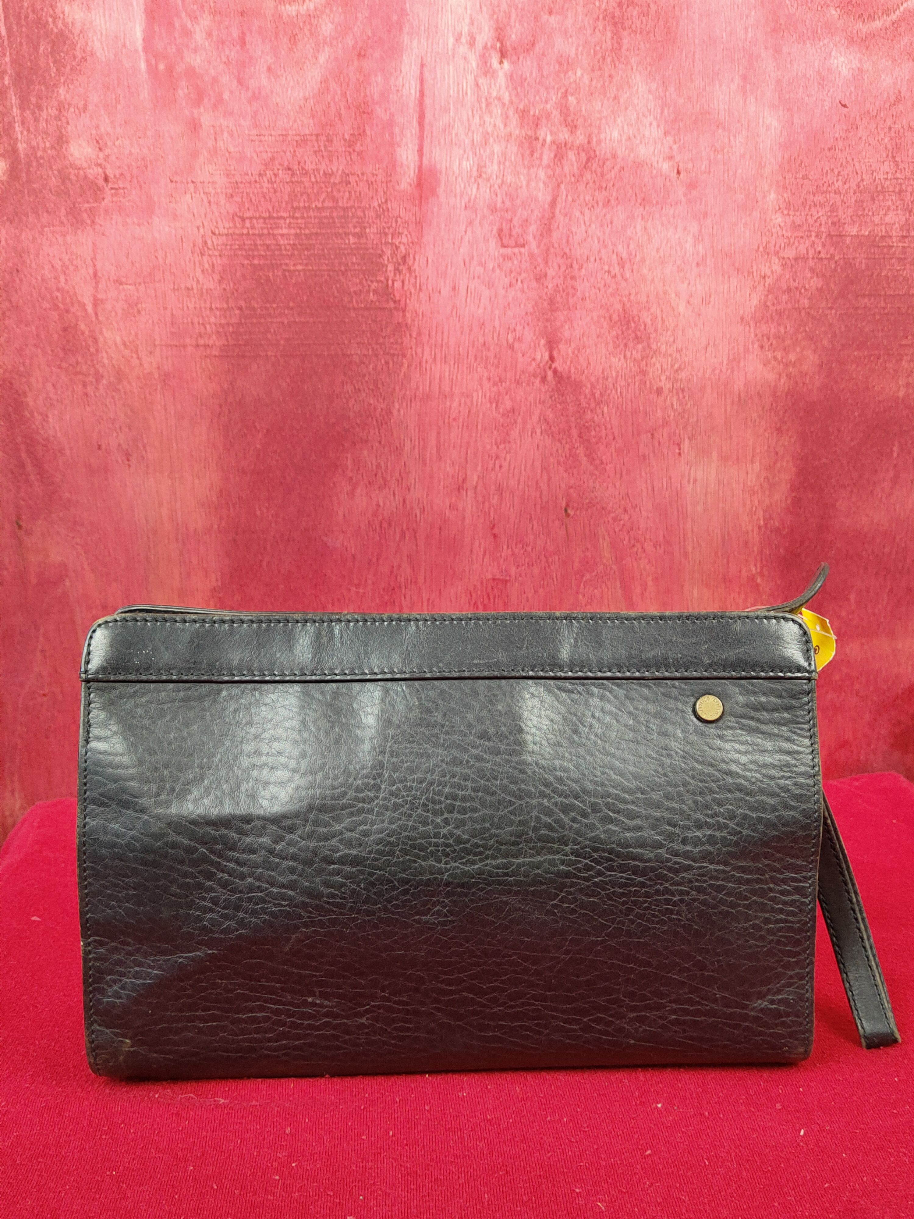 Burberry Burberrys Black Clutches bag #SB036 Size ONE SIZE - 4 Thumbnail