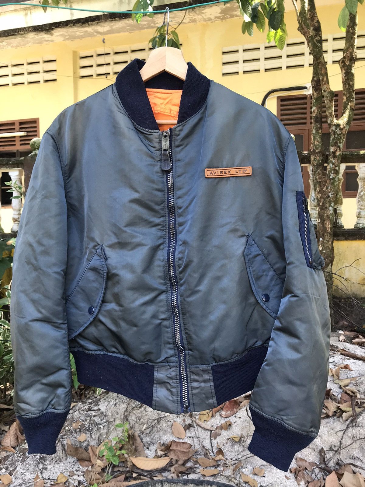 Avirex 🔥QUICK SALE🔥Vtg USAF Avirex Bombers MA-1 Flight Jacket Size US M / EU 48-50 / 2 - 2 Thumbnail