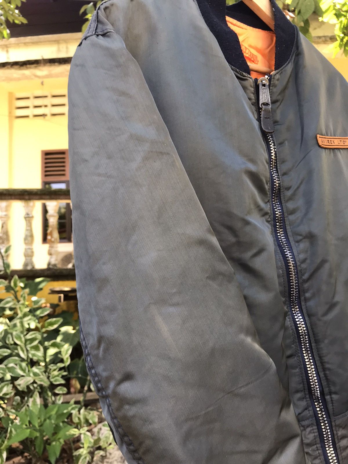 Avirex 🔥QUICK SALE🔥Vtg USAF Avirex Bombers MA-1 Flight Jacket Size US M / EU 48-50 / 2 - 7 Thumbnail