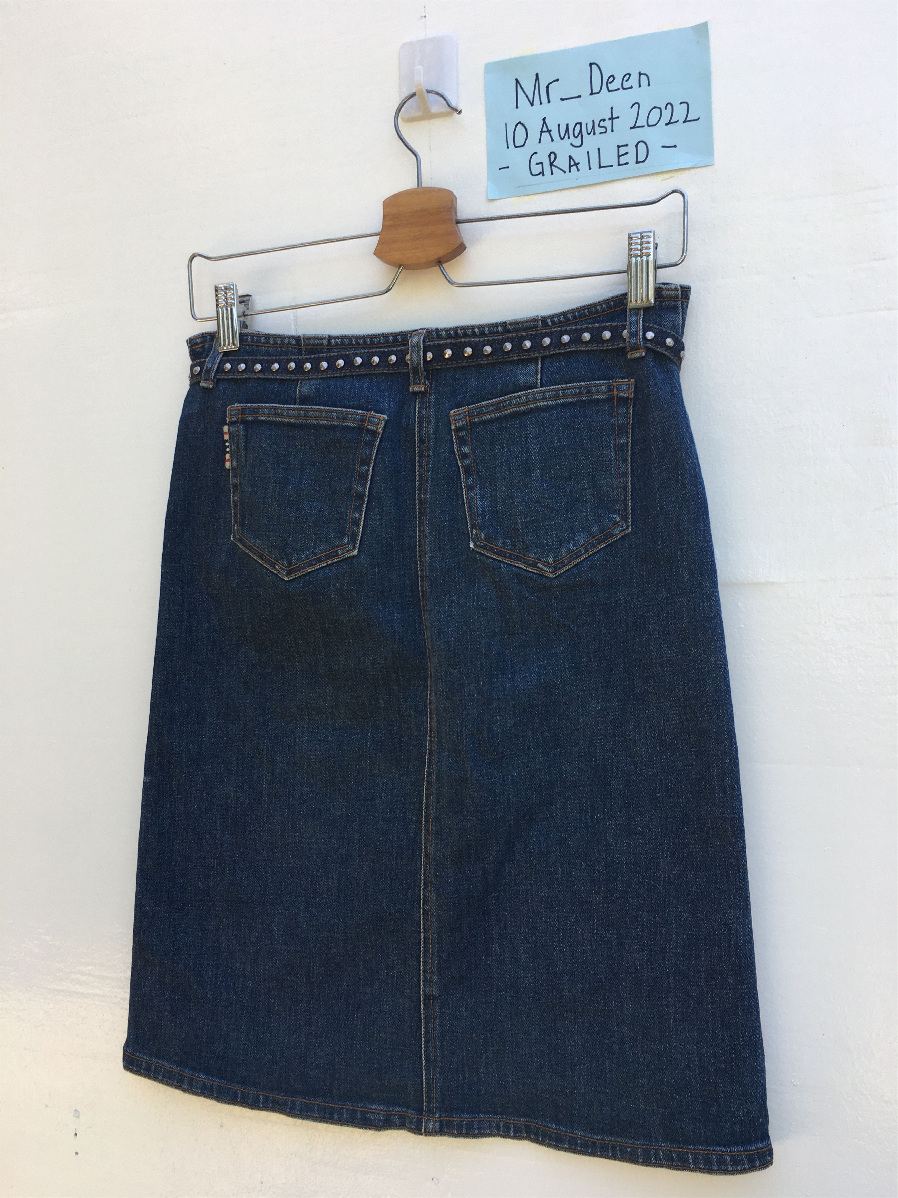 Burberry Vintage Burberry Jeans Skirt Size 28" / US 6 / IT 42 - 14 Thumbnail