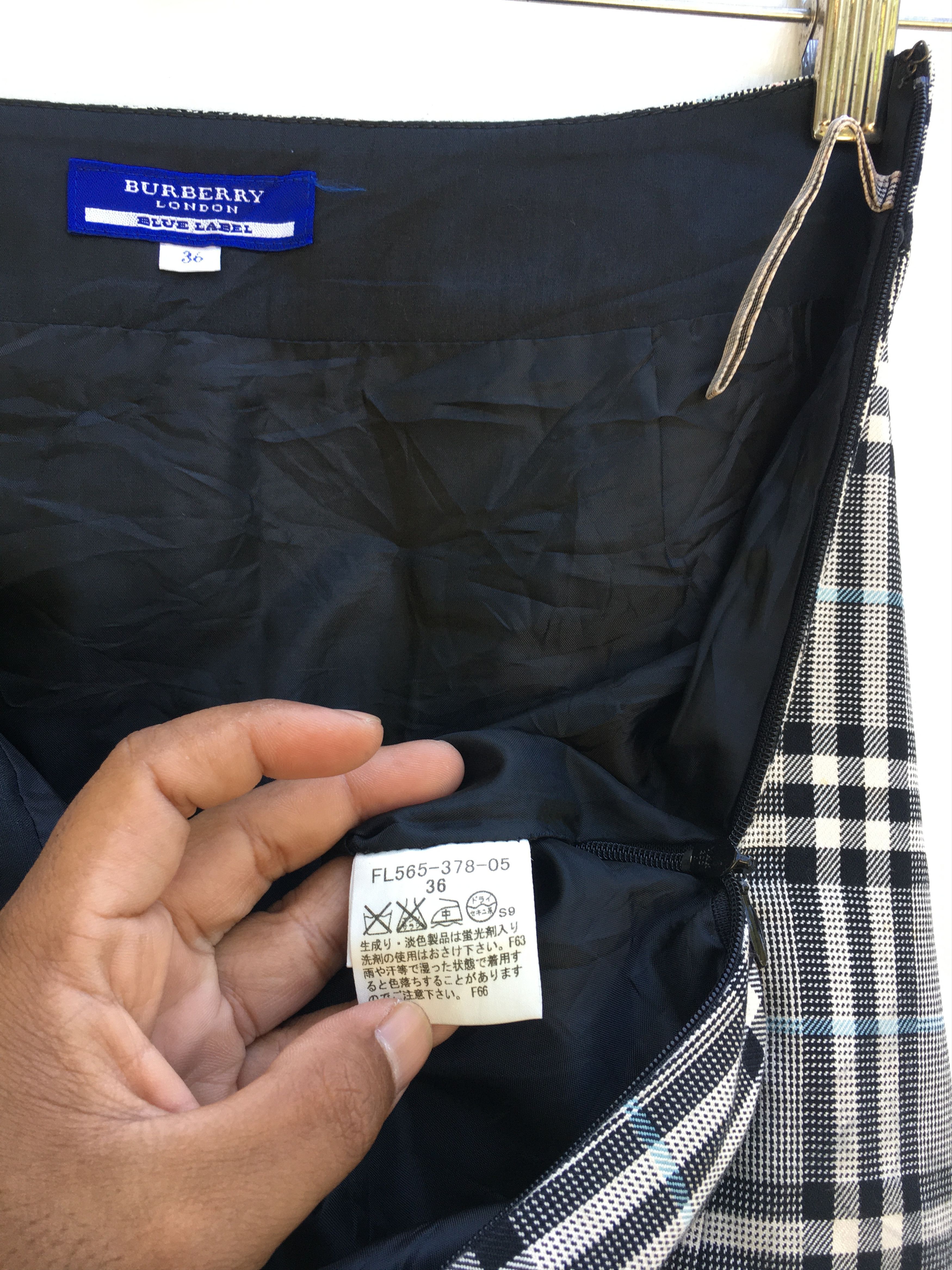 Burberry Vintage Burberry Checkered Mini Skirt Size 26" / US 2 / IT 38 - 10 Thumbnail