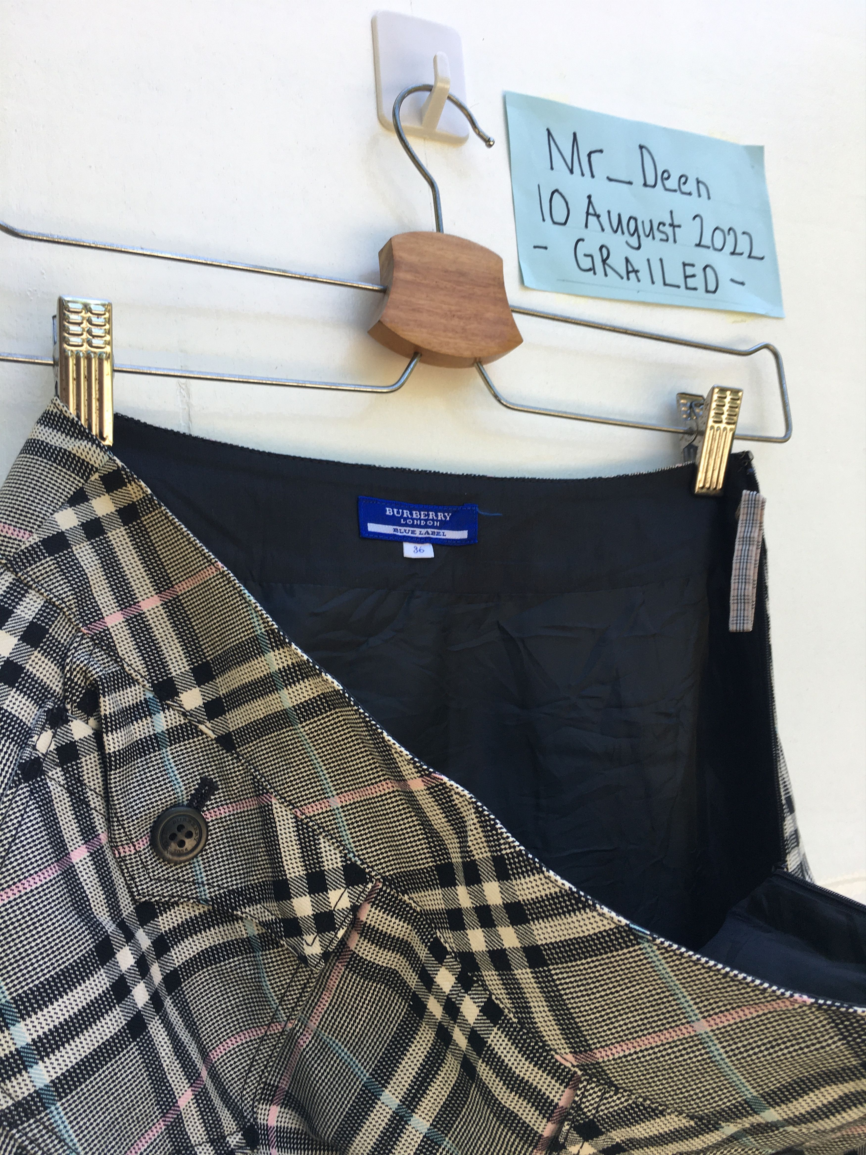 Burberry Vintage Burberry Checkered Mini Skirt Size 26" / US 2 / IT 38 - 7 Thumbnail