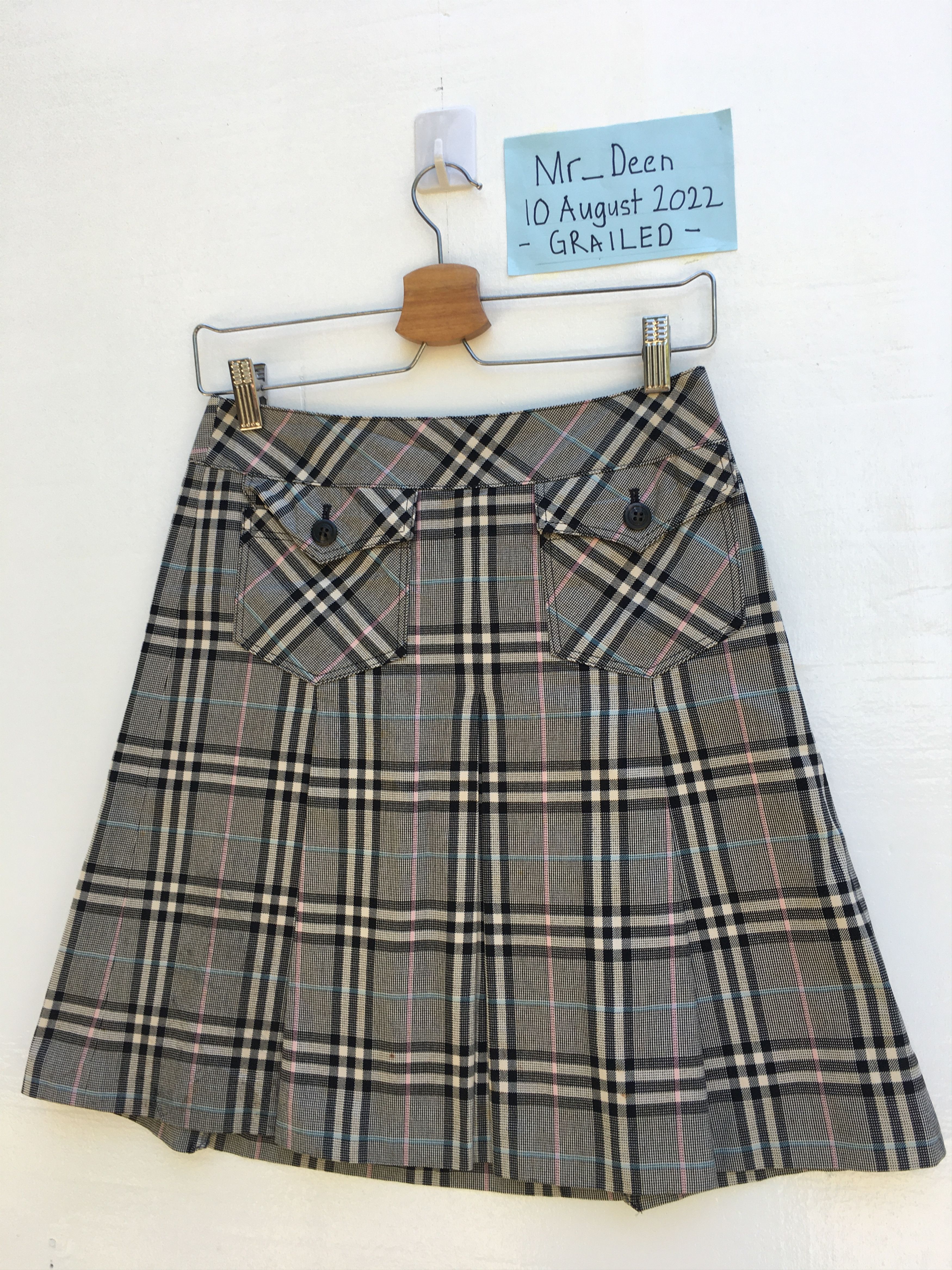 Burberry Vintage Burberry Checkered Mini Skirt Size 26" / US 2 / IT 38 - 3 Thumbnail