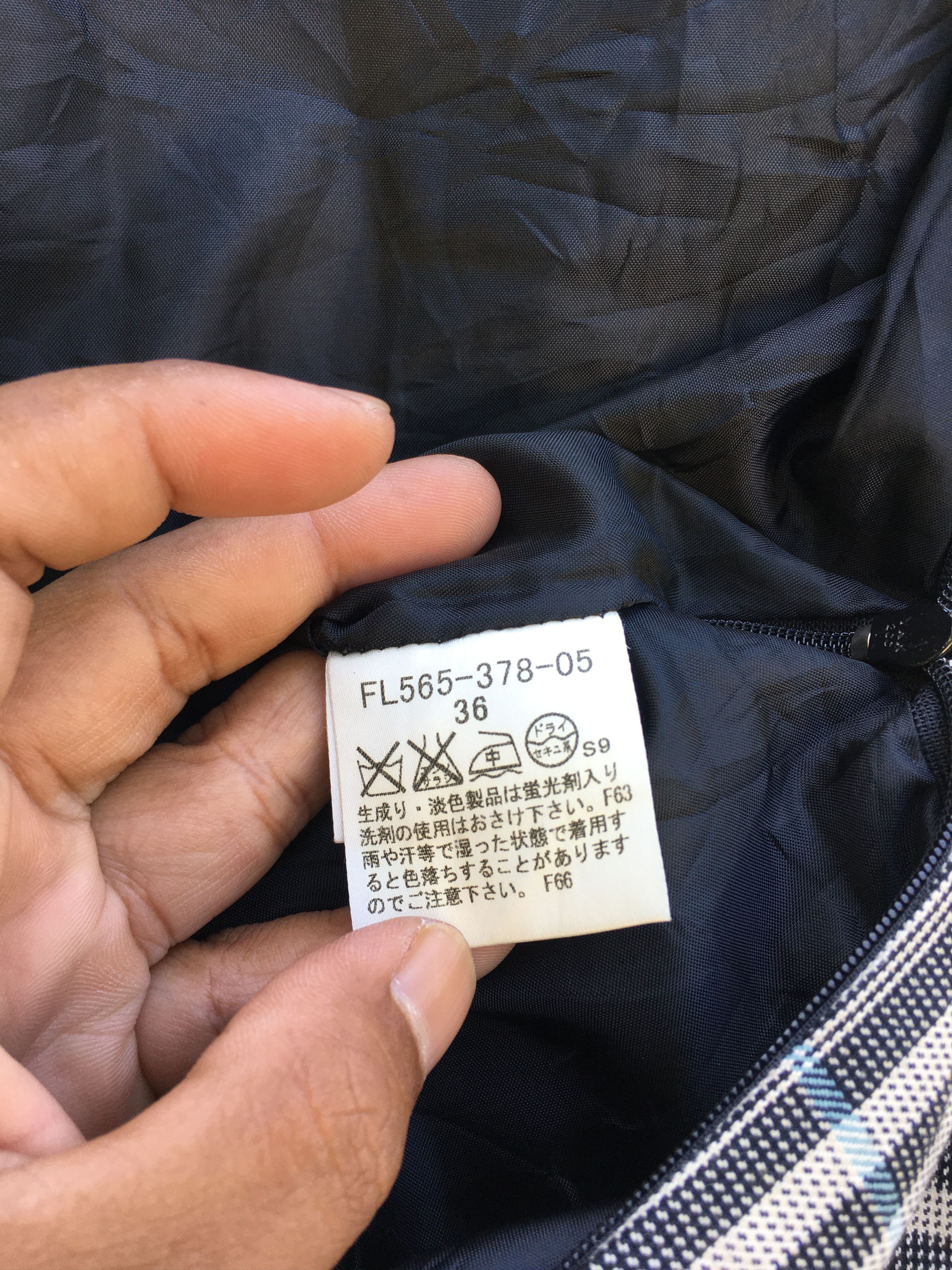 Burberry Vintage Burberry Checkered Mini Skirt Size 26" / US 2 / IT 38 - 11 Thumbnail