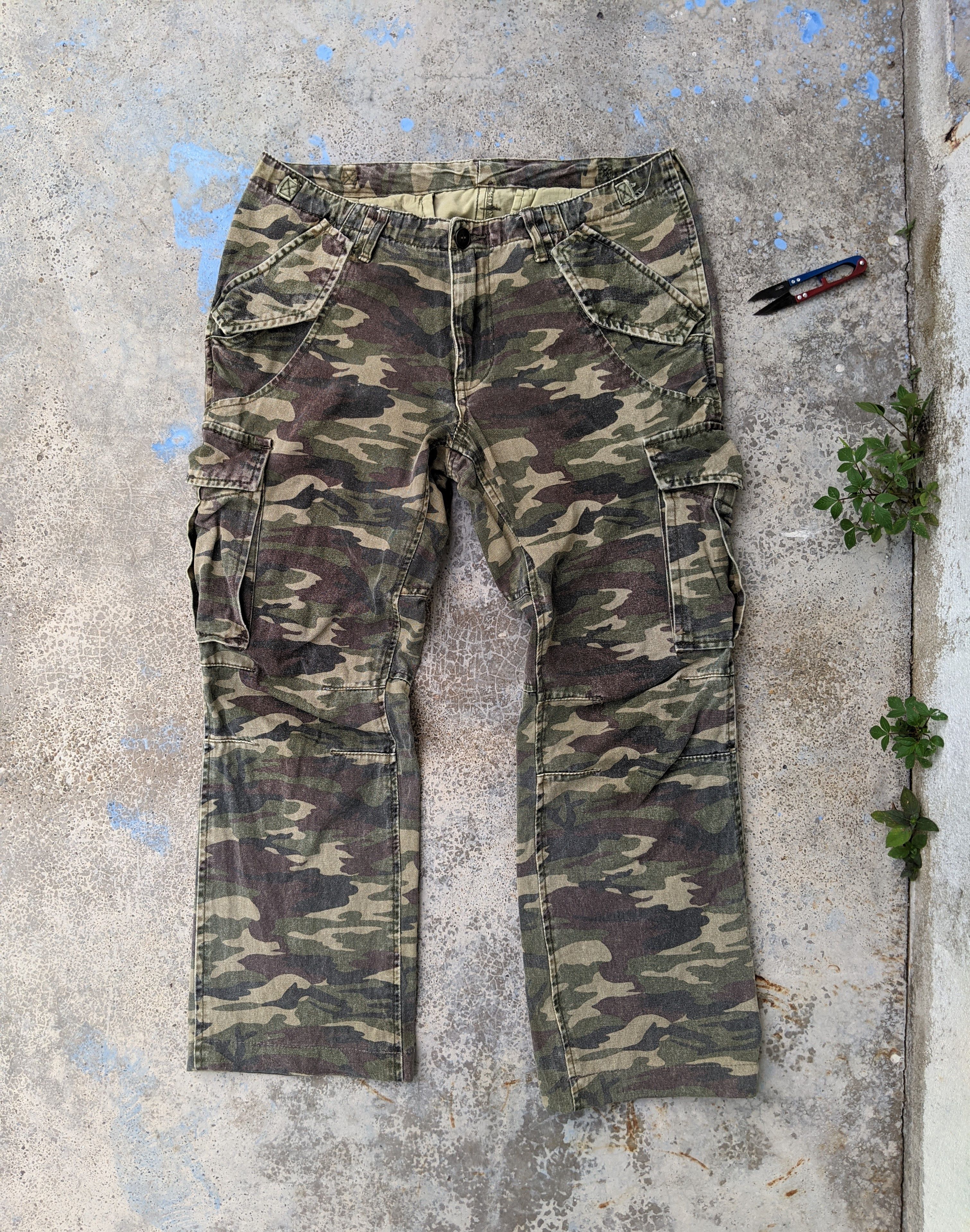 image of Camouflage Cargo Pants, Men's (Size 30)