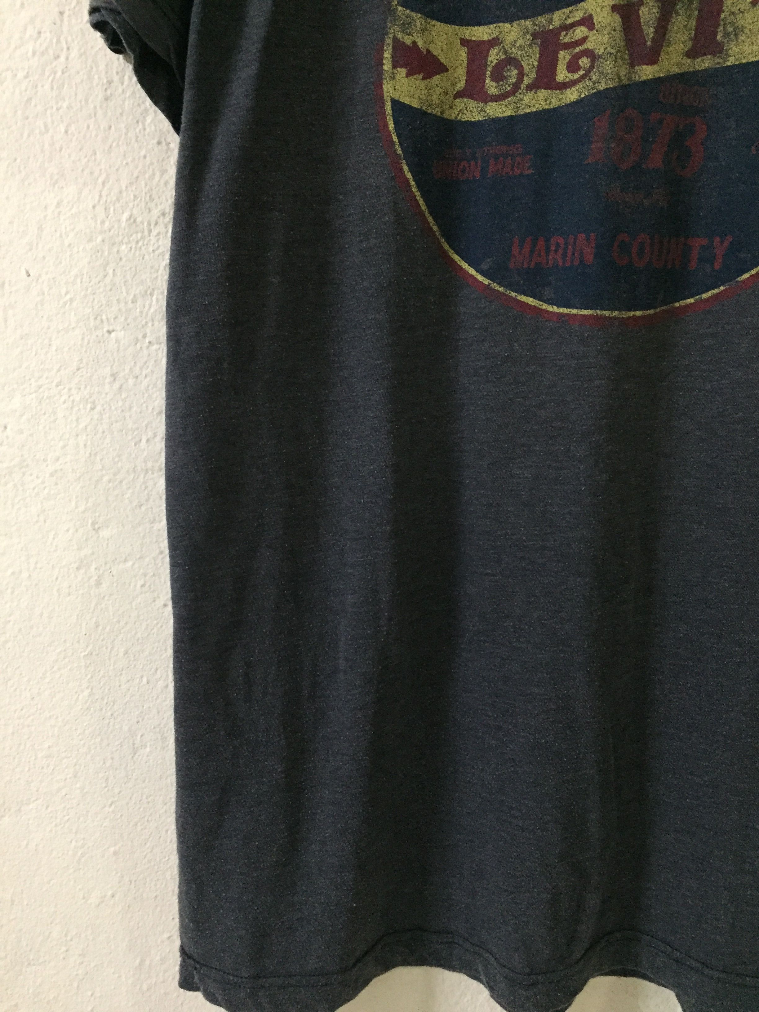 Levi's Vintage Levis Marin County Tshirt Size US XL / EU 56 / 4 - 3 Thumbnail