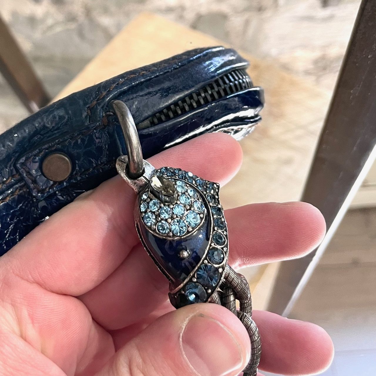 Lanvin Lanvin Navy Crystal Embellished Bird Head Wristlet Clutch Size ONE SIZE - 11 Thumbnail