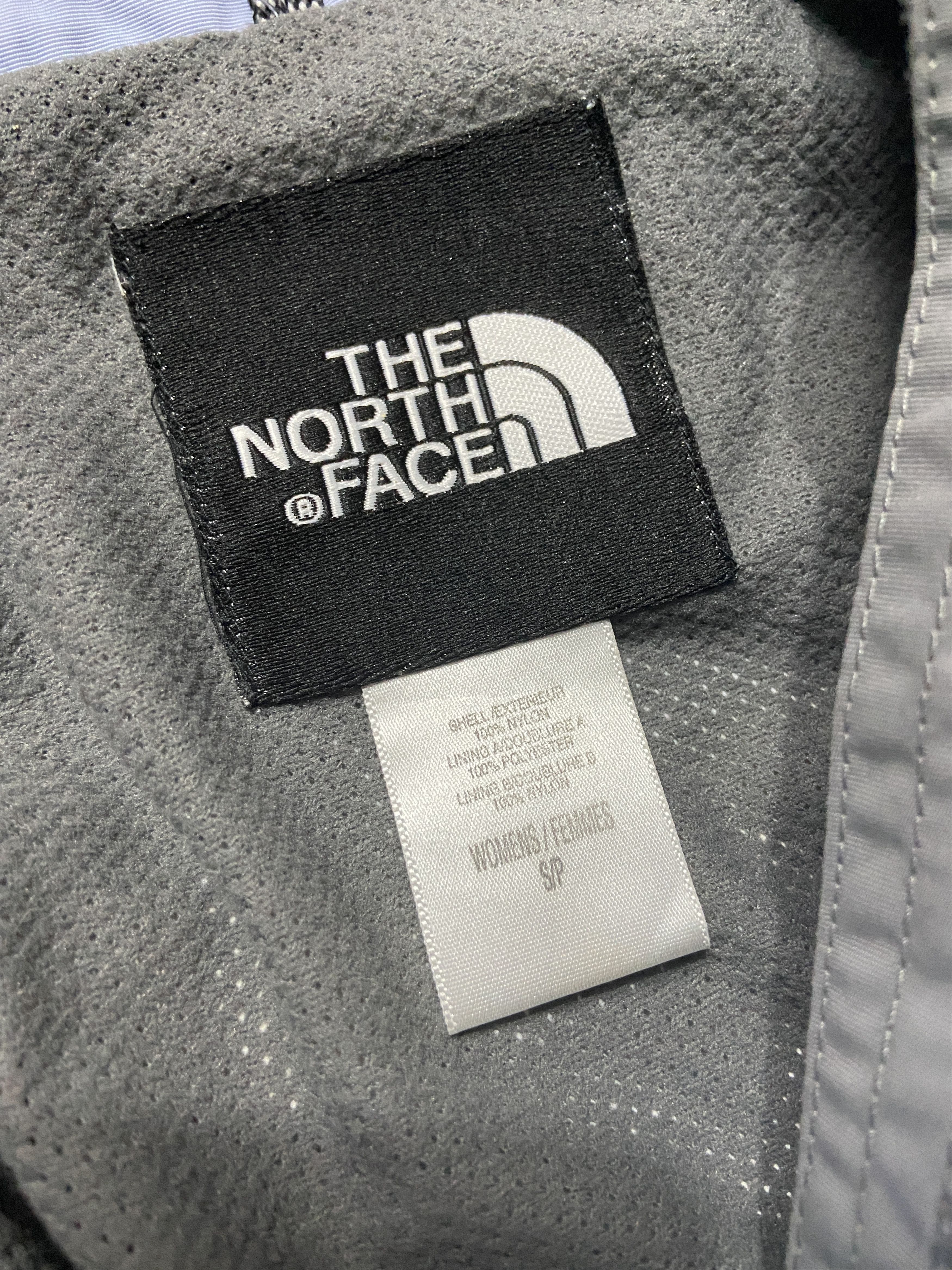 The North Face × Vintage The North Face WMNS Jacket Size S / US 4 / IT 40 - 4 Thumbnail