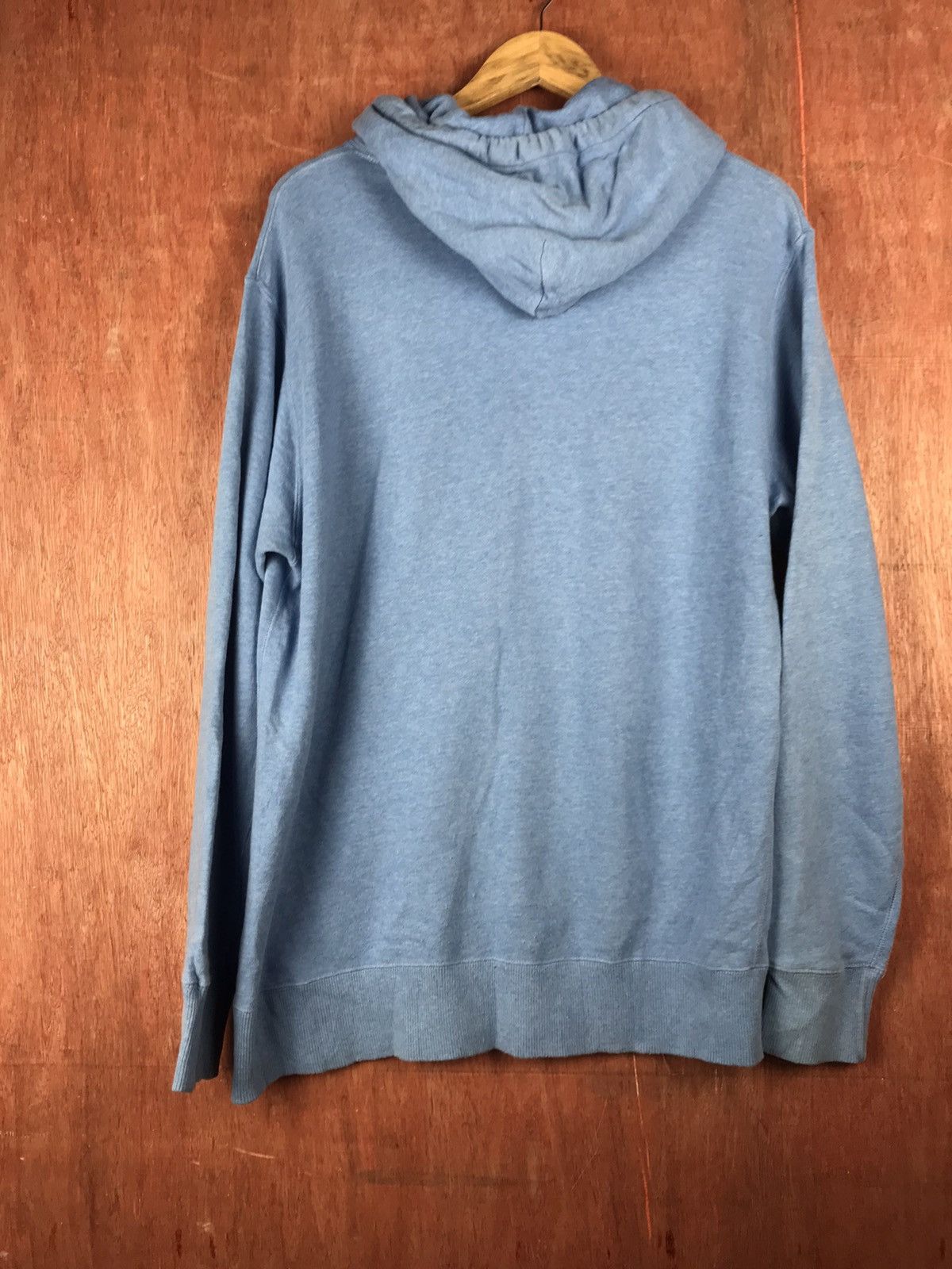 Disney DLL Uniqlo X Disney Mickey Mouse Big Logo Sweatshirt #2506 Size US L / EU 52-54 / 3 - 8 Thumbnail