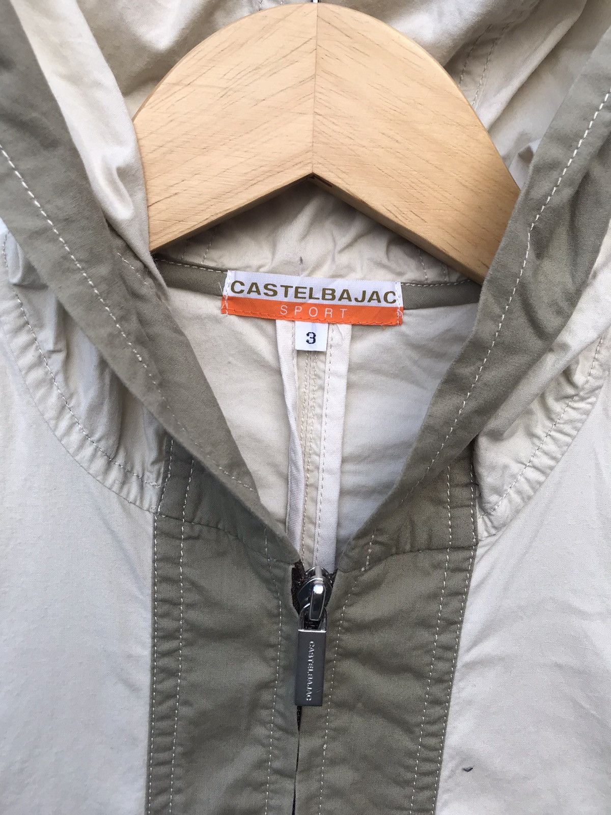 Jean Charles De Castelbajac Castelbajac Pop art Windbreaker Hoodie Jacket Size US M / EU 48-50 / 2 - 3 Thumbnail