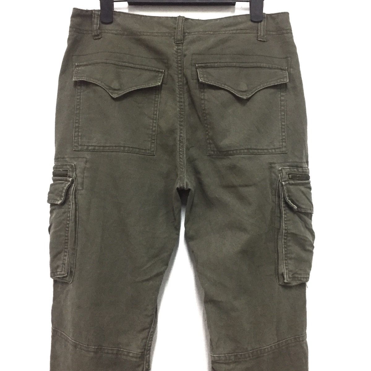 Japanese Brand 🔥🔥🔥 Cargo pants multi pocket parachute / airborne style Size US 32 / EU 48 - 5 Thumbnail