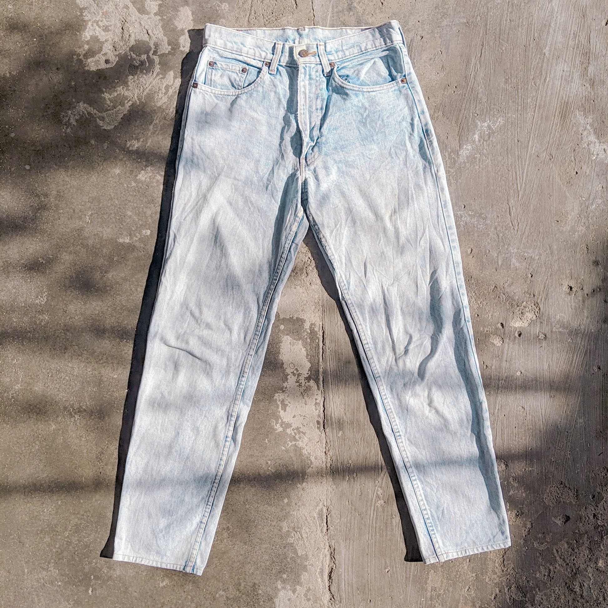 Levi's W28 Vintage Levis Faded Denim Distressed Jeans Lightwash Size US 28 / EU 44 - 1 Thumbnail