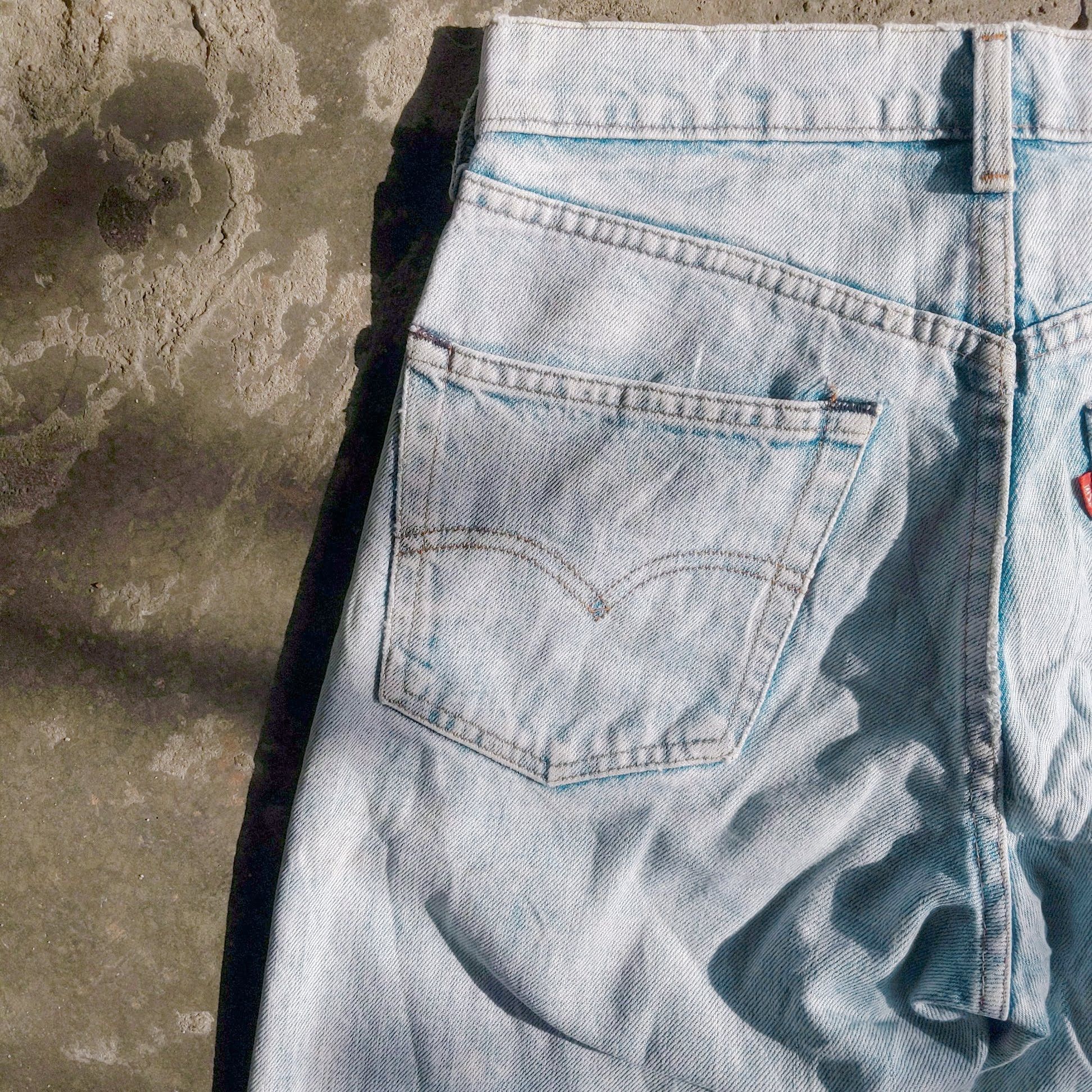 Levi's W28 Vintage Levis Faded Denim Distressed Jeans Lightwash Size US 28 / EU 44 - 9 Thumbnail