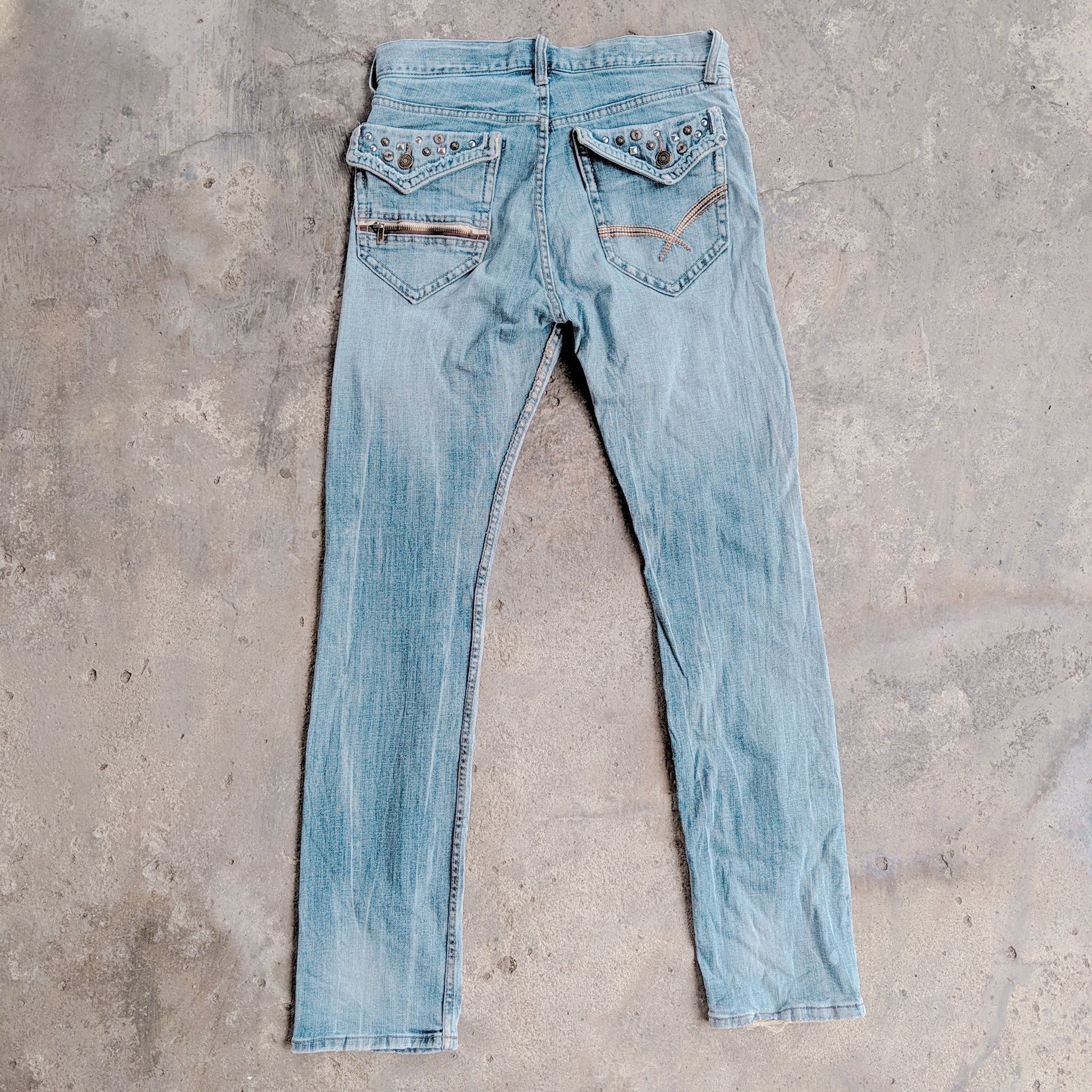 image of Villand Faded Distressed Jean Denim Pants W32 in Faded Blue, Men's